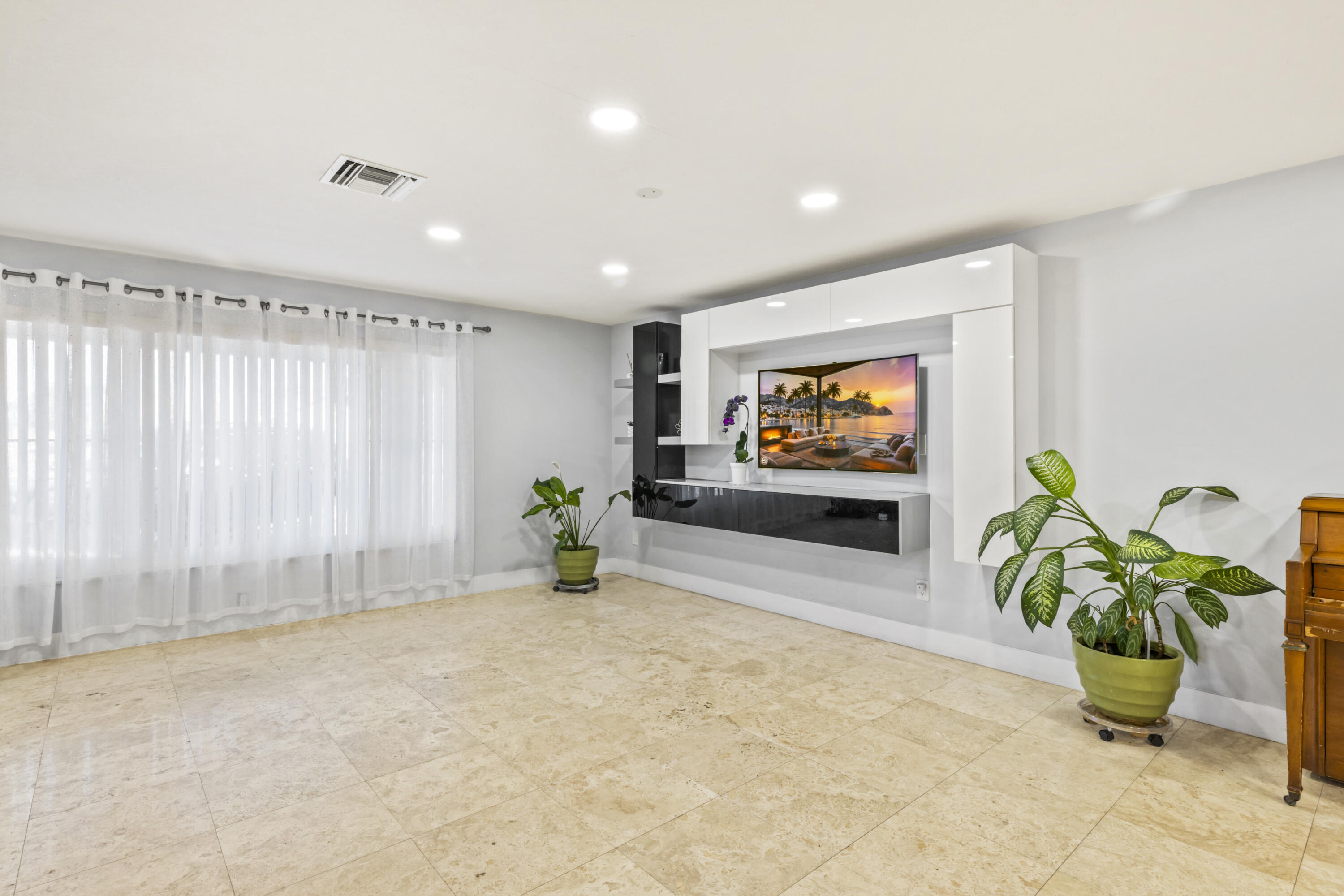 8361 Wilton, Lake Clarke Shores FL 33406