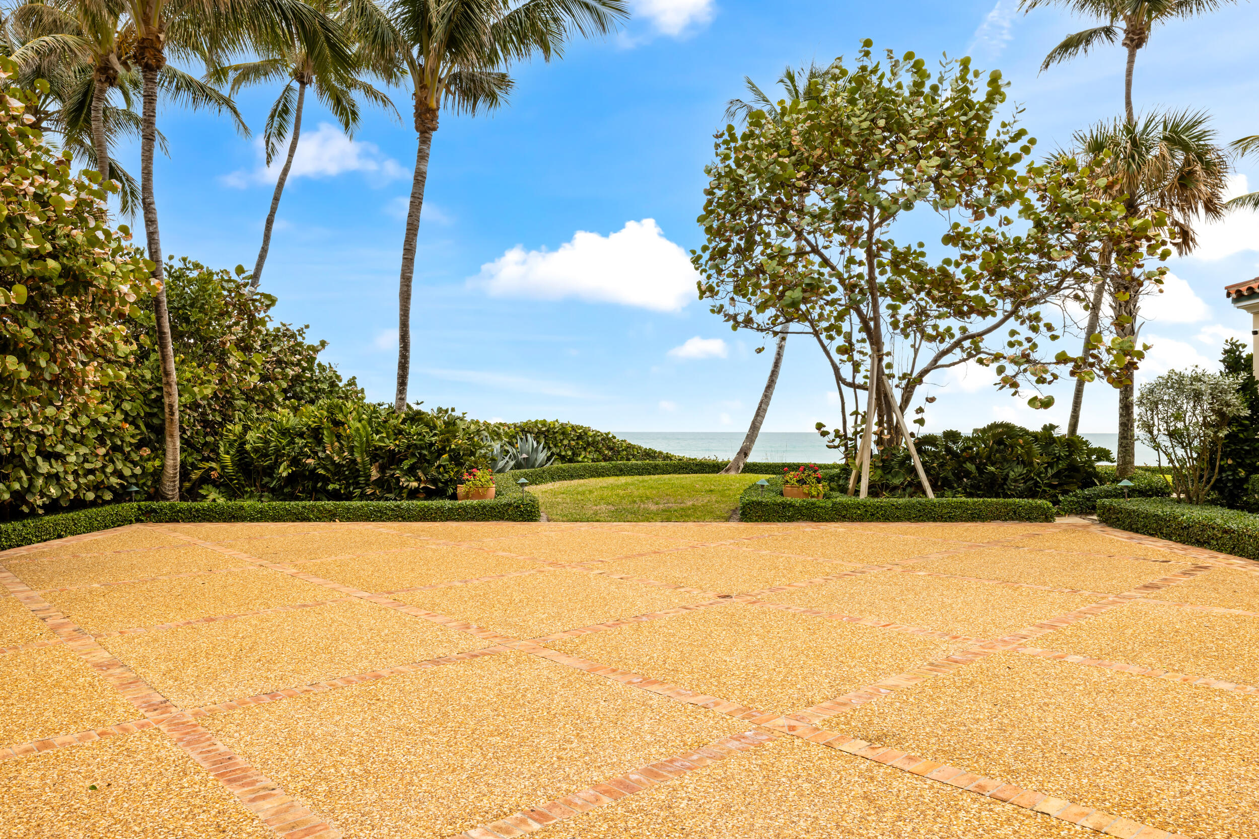 183 S Beach, Jupiter Island FL 33455