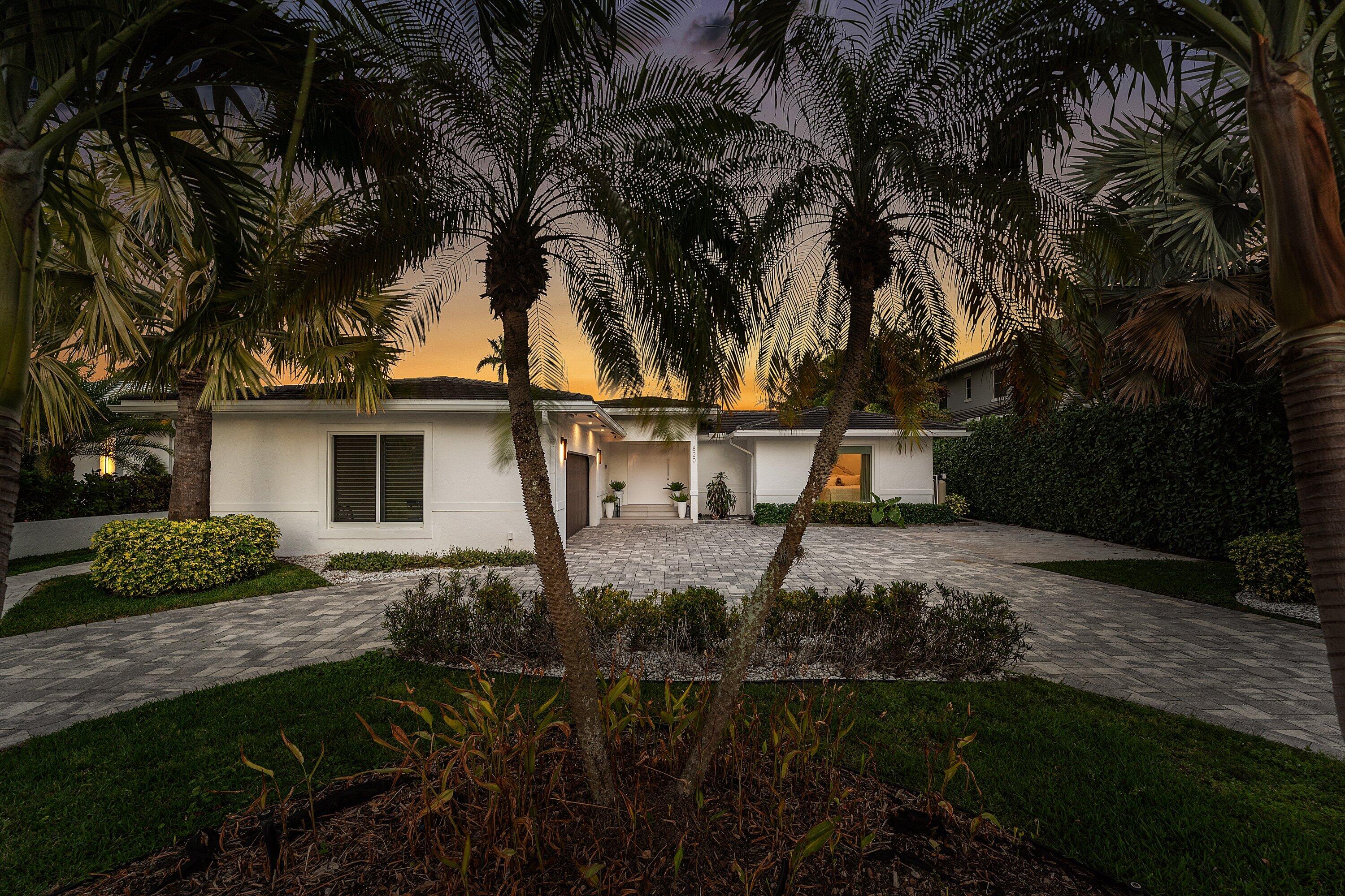 820 N Atlantic, Lantana FL 33462