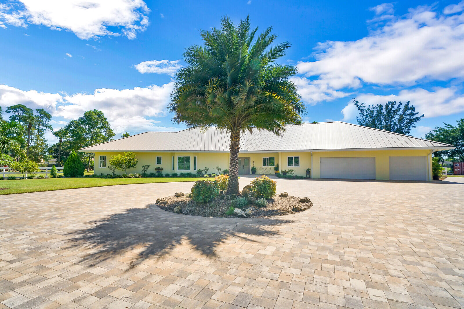6624 Dillman, Greenacres FL 33413