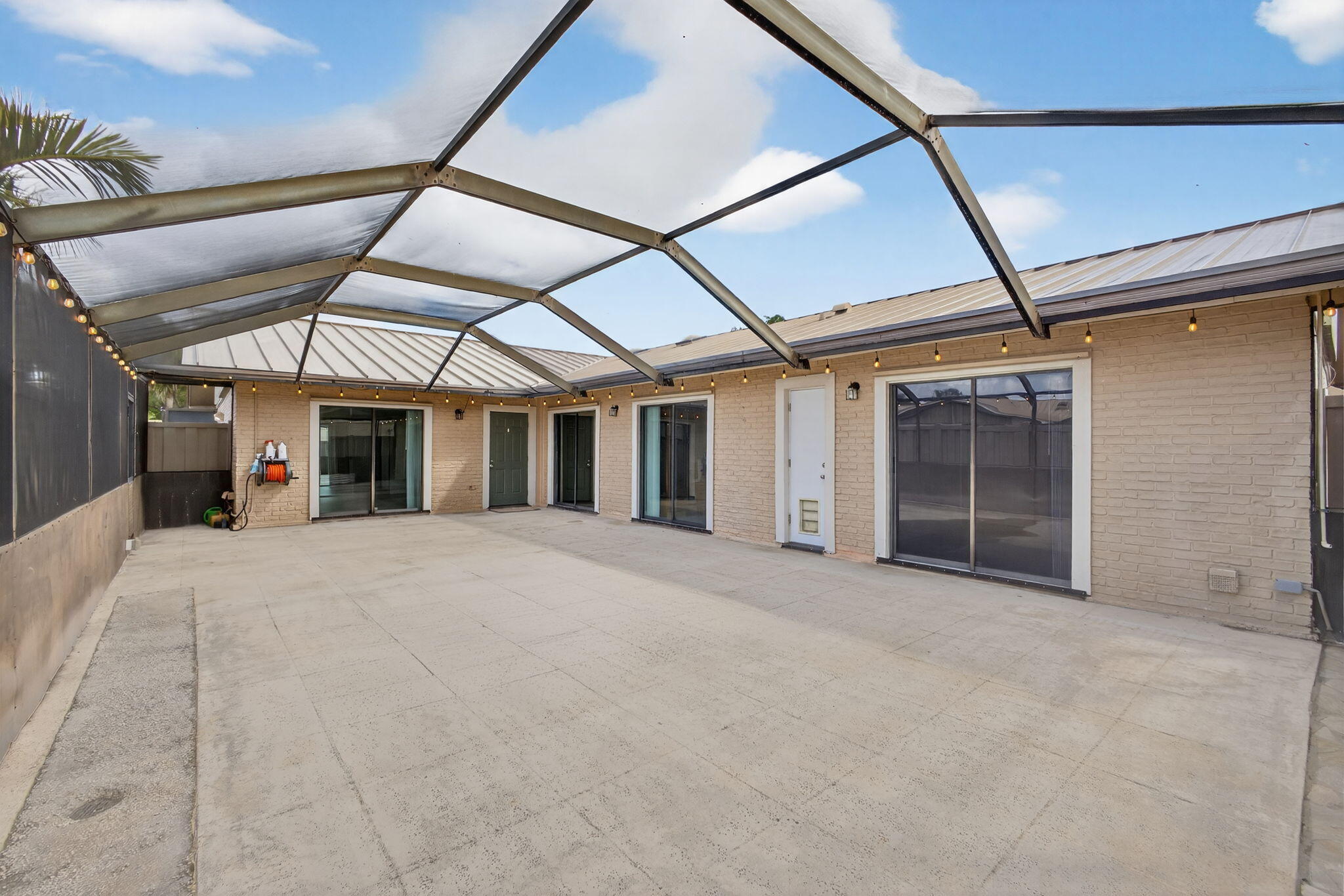 5258 Eagle Lake, Palm Beach Gardens FL 33418