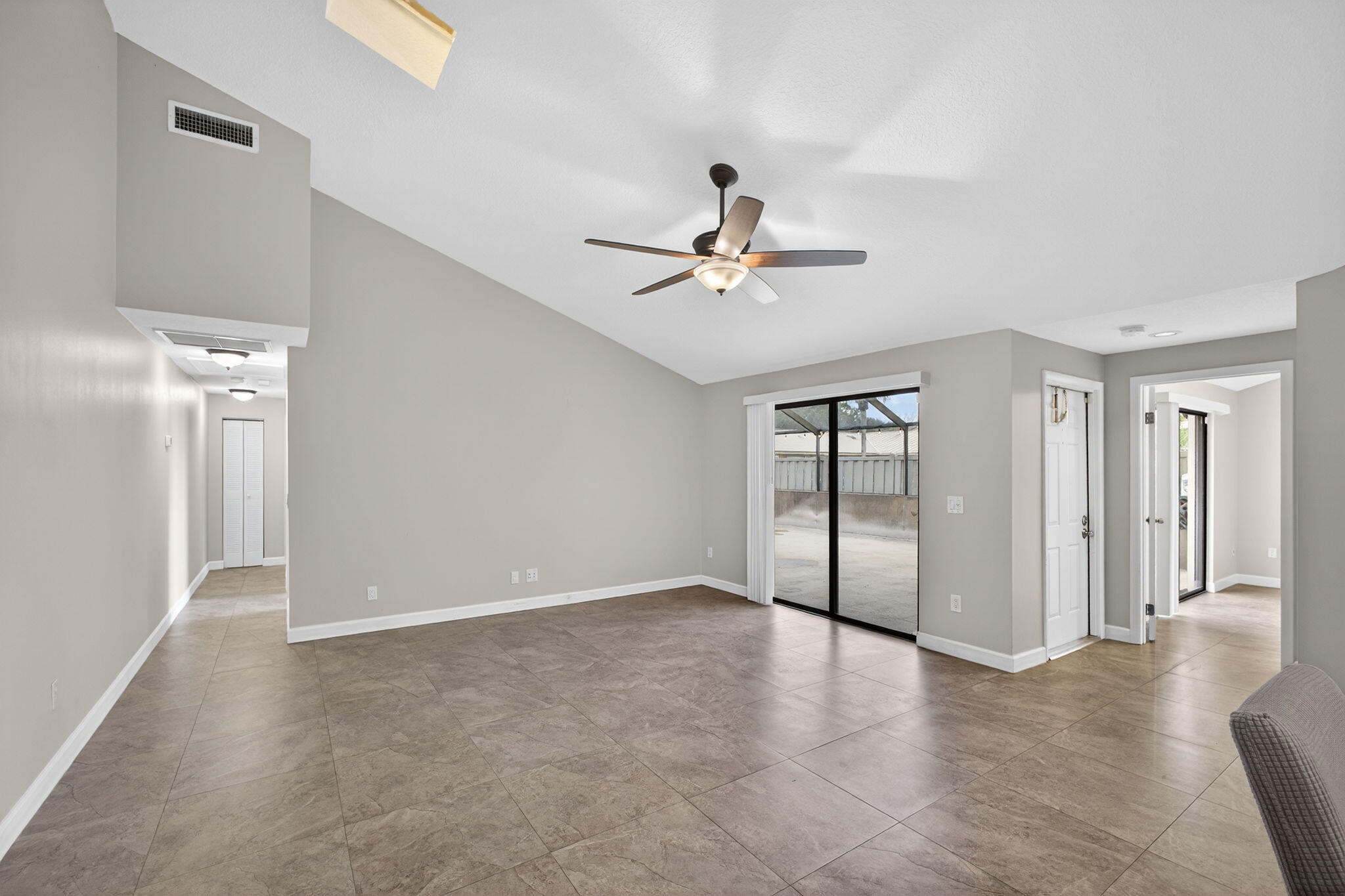 5258 Eagle Lake, Palm Beach Gardens FL 33418