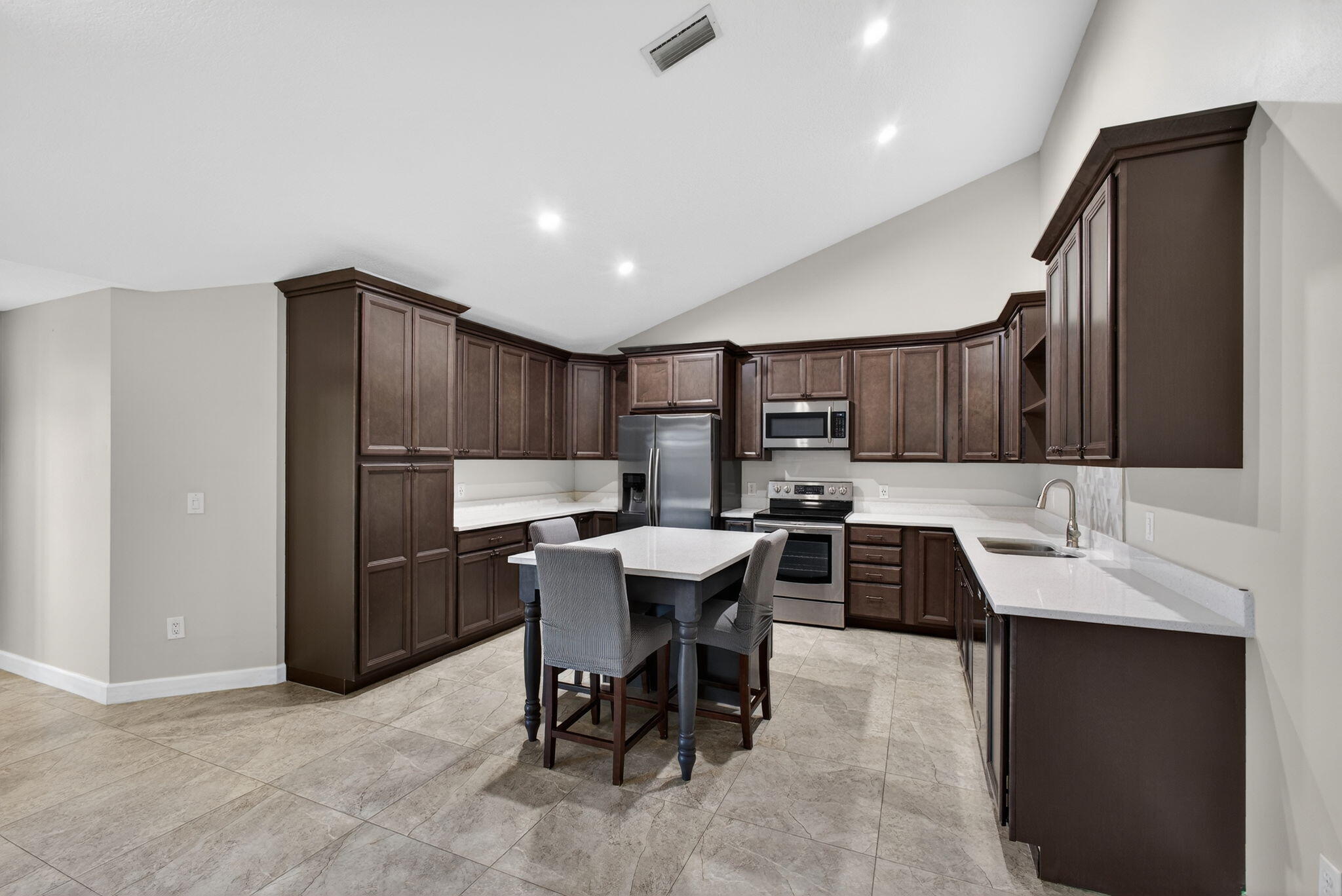5258 Eagle Lake, Palm Beach Gardens FL 33418
