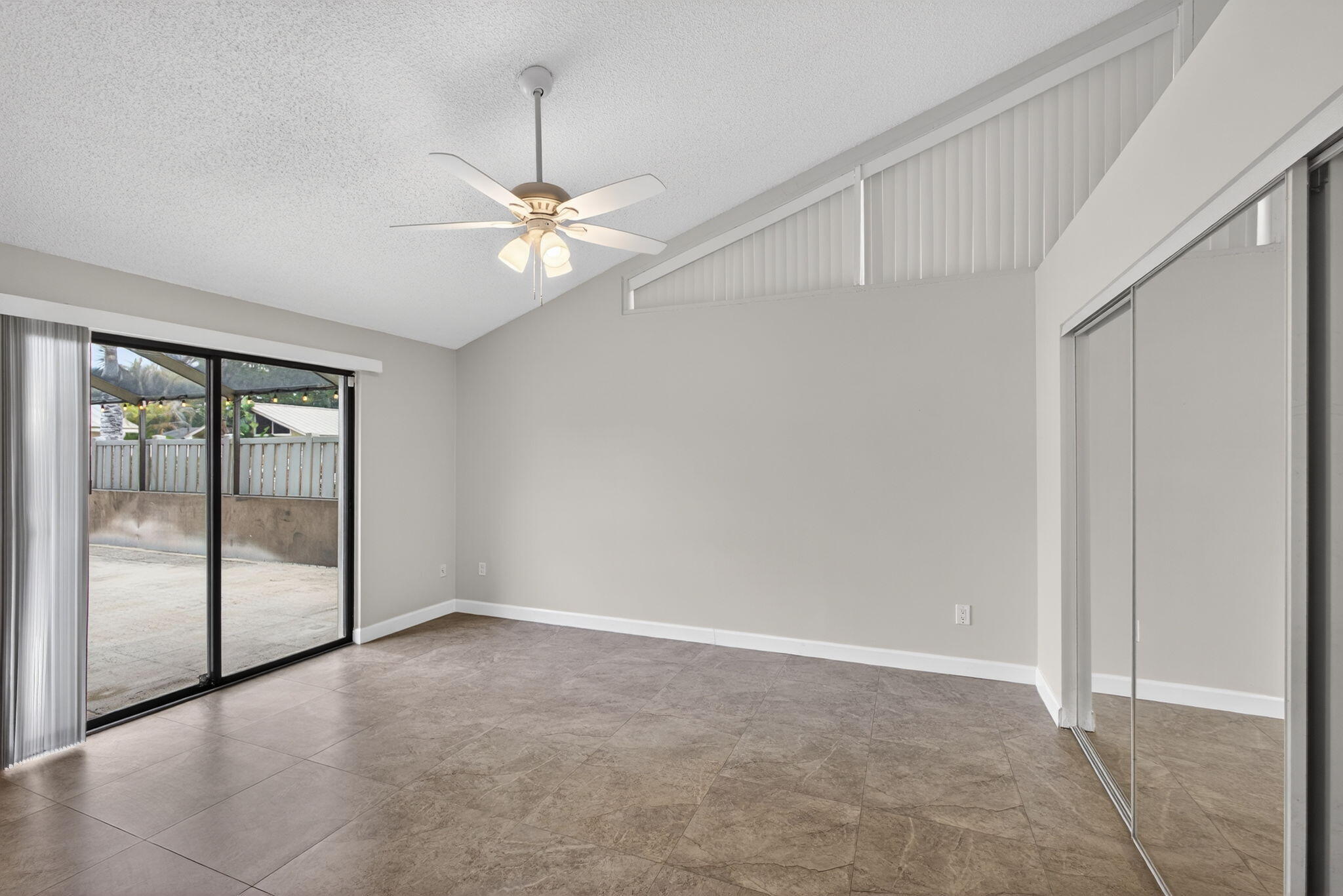5258 Eagle Lake, Palm Beach Gardens FL 33418