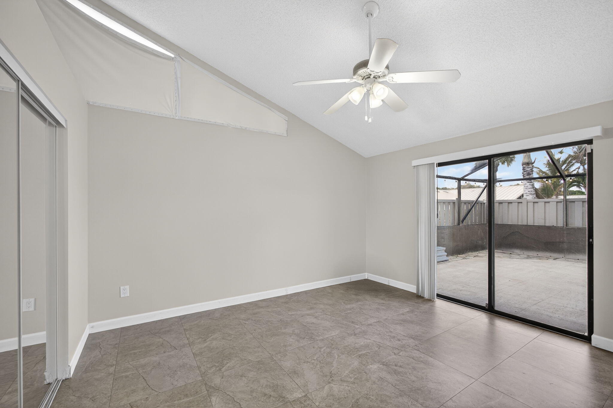 5258 Eagle Lake, Palm Beach Gardens FL 33418