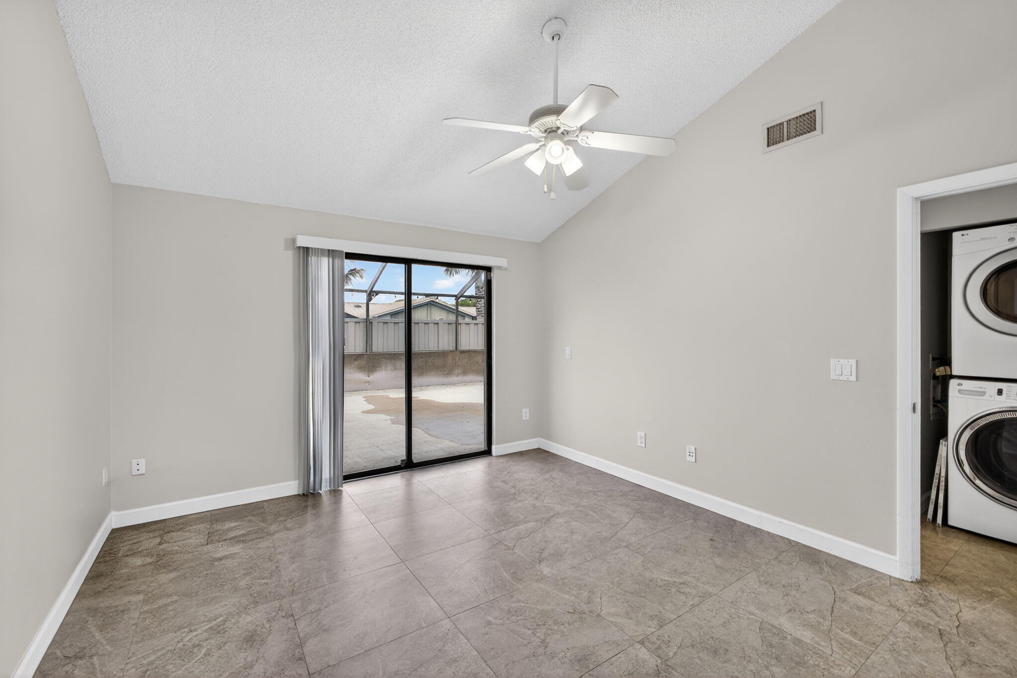 5258 Eagle Lake, Palm Beach Gardens FL 33418