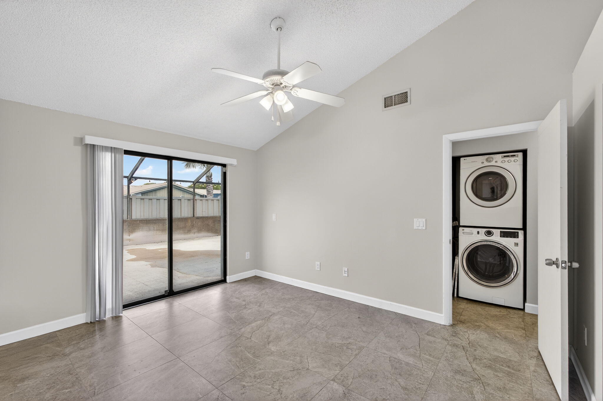 5258 Eagle Lake, Palm Beach Gardens FL 33418