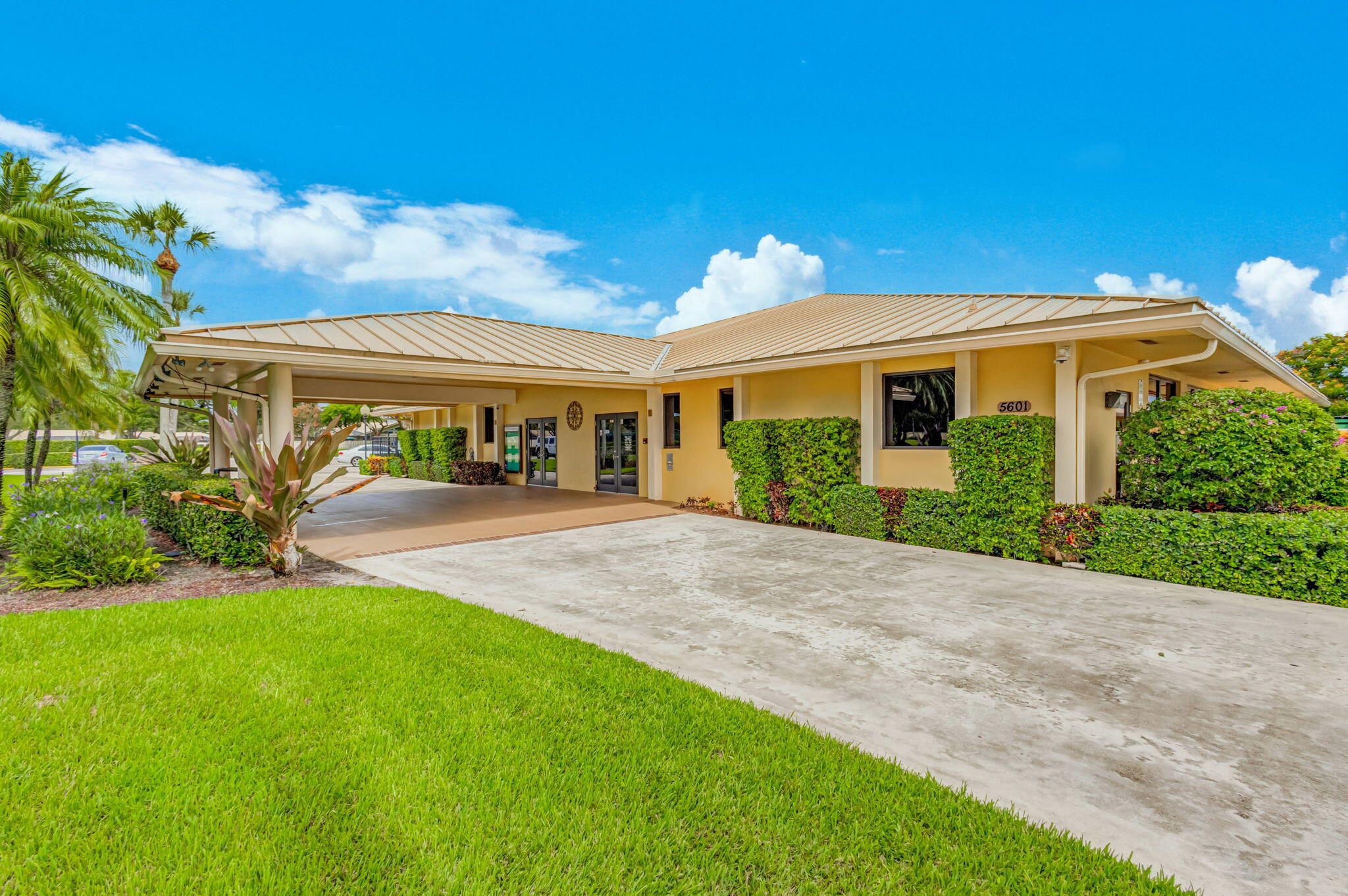 5258 Eagle Lake, Palm Beach Gardens FL 33418