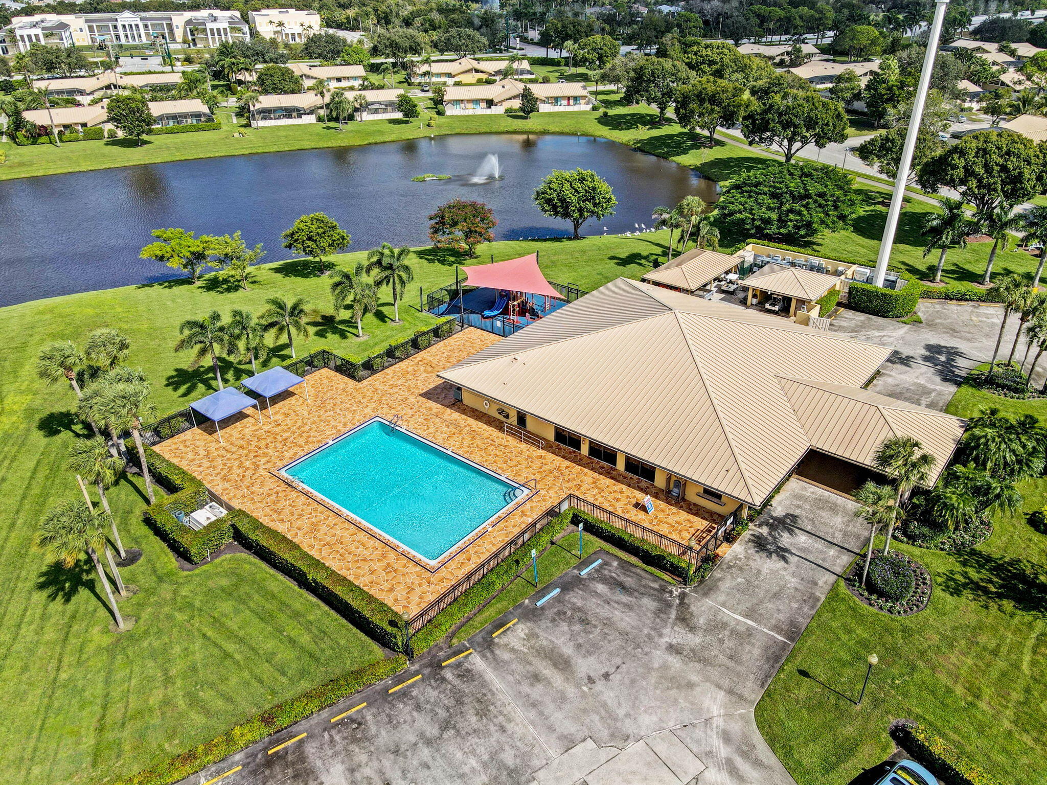 5258 Eagle Lake, Palm Beach Gardens FL 33418