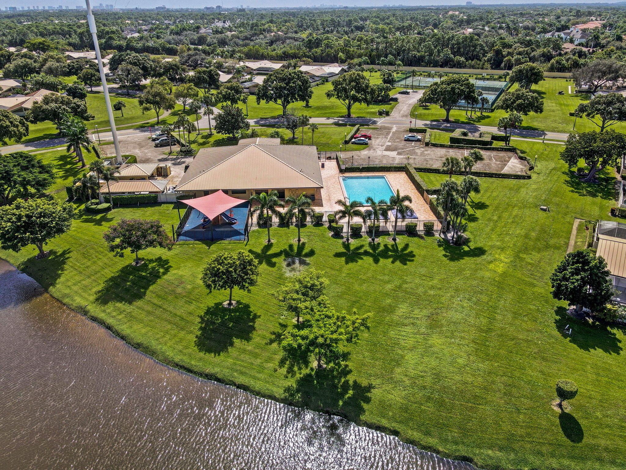 5258 Eagle Lake, Palm Beach Gardens FL 33418