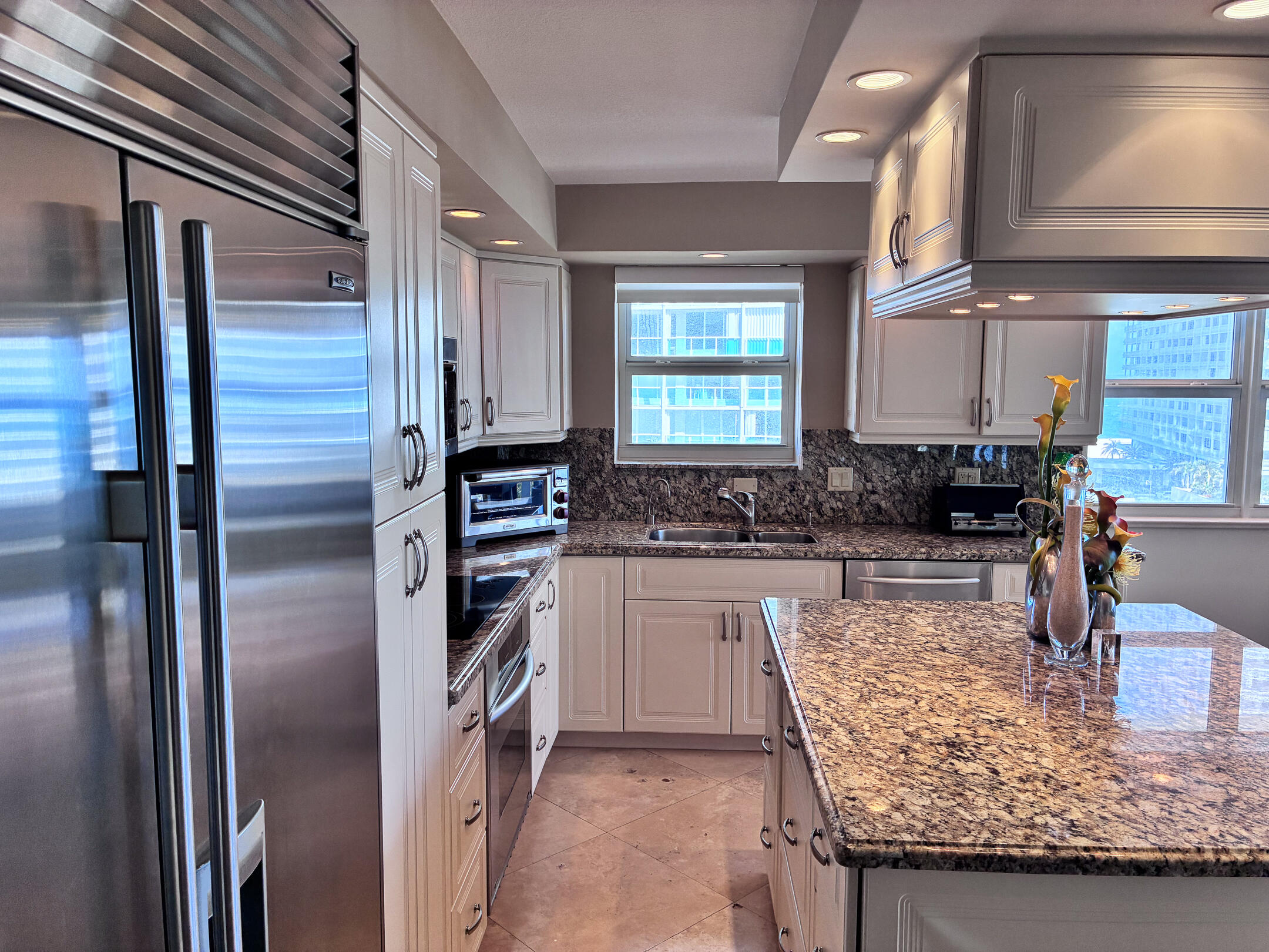 2000 S Ocean #810, Fort Lauderdale FL 33316