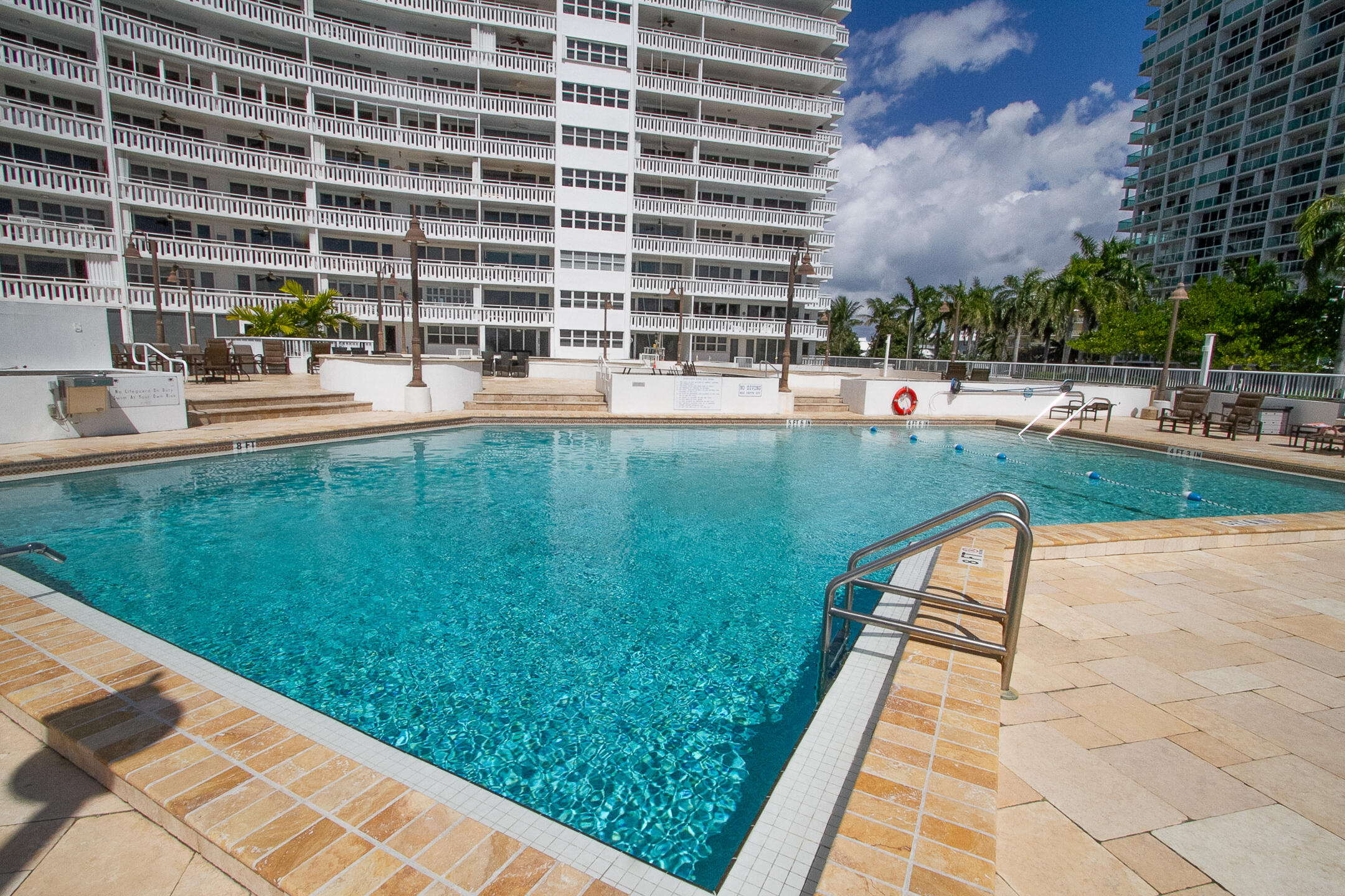 2000 S Ocean #810, Fort Lauderdale FL 33316