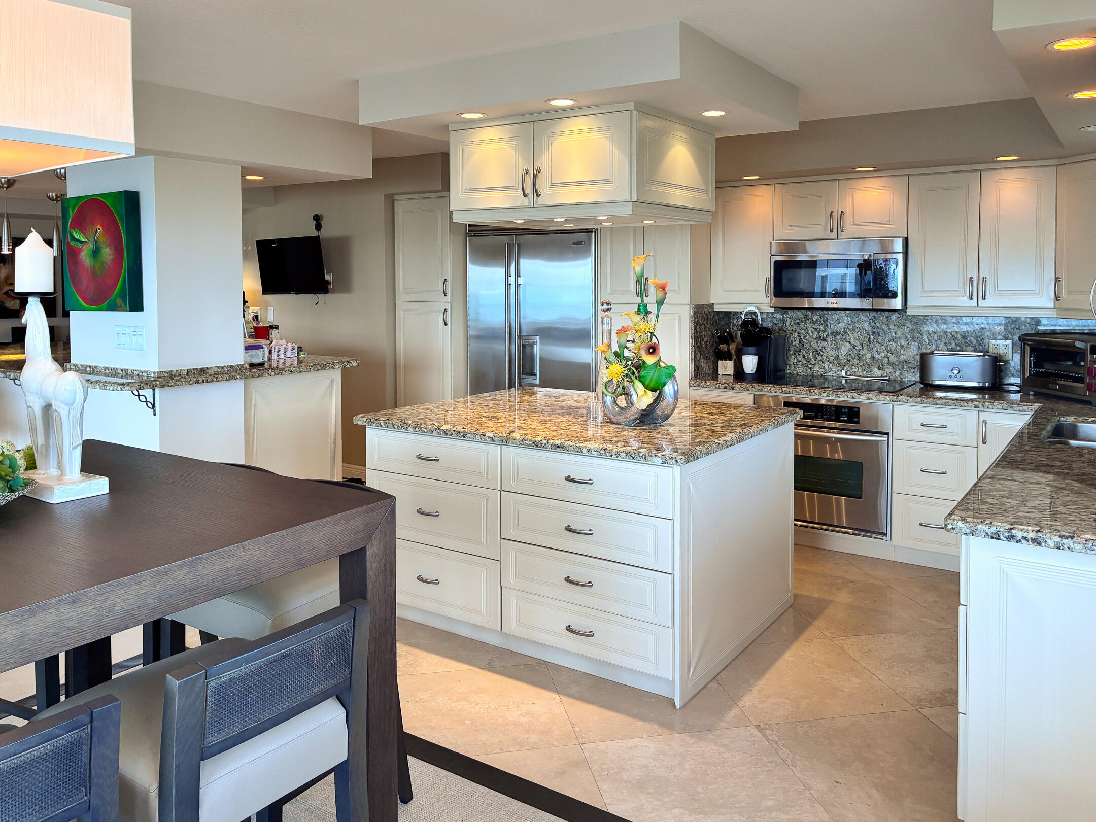 2000 S Ocean #810, Fort Lauderdale FL 33316