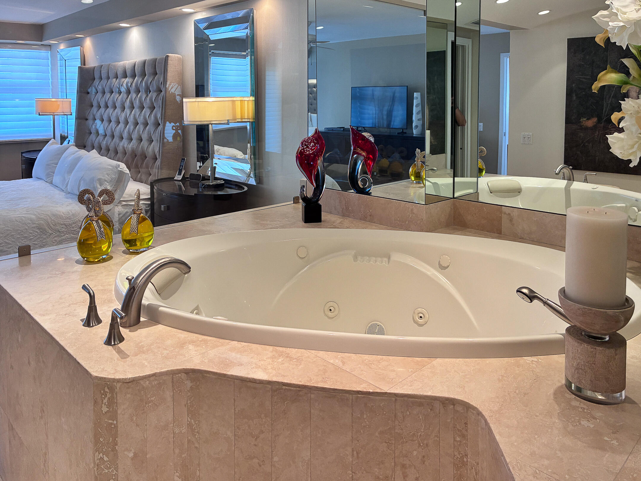 2000 S Ocean #810, Fort Lauderdale FL 33316