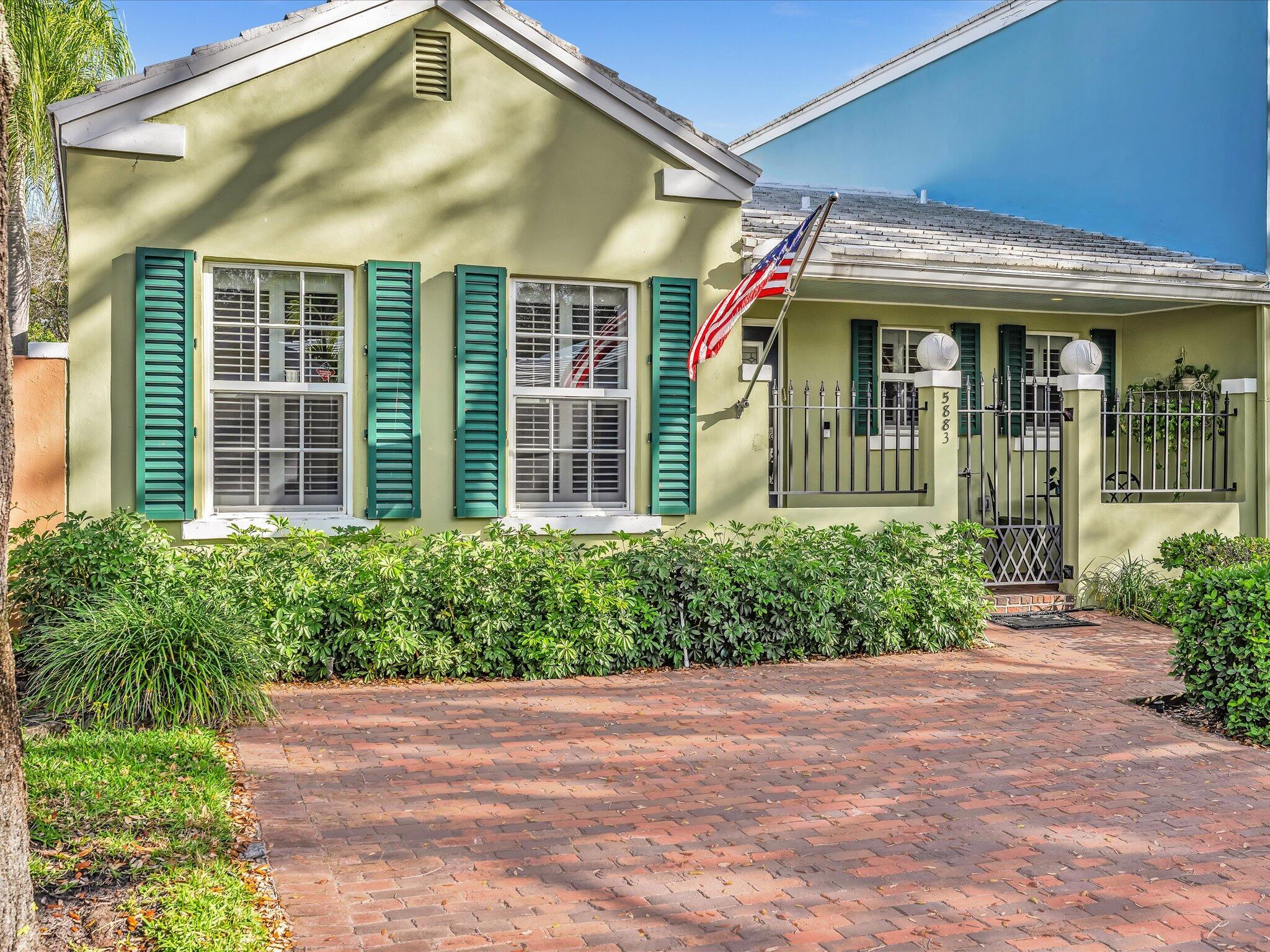 5883 Michaux, Boca Raton FL 33433