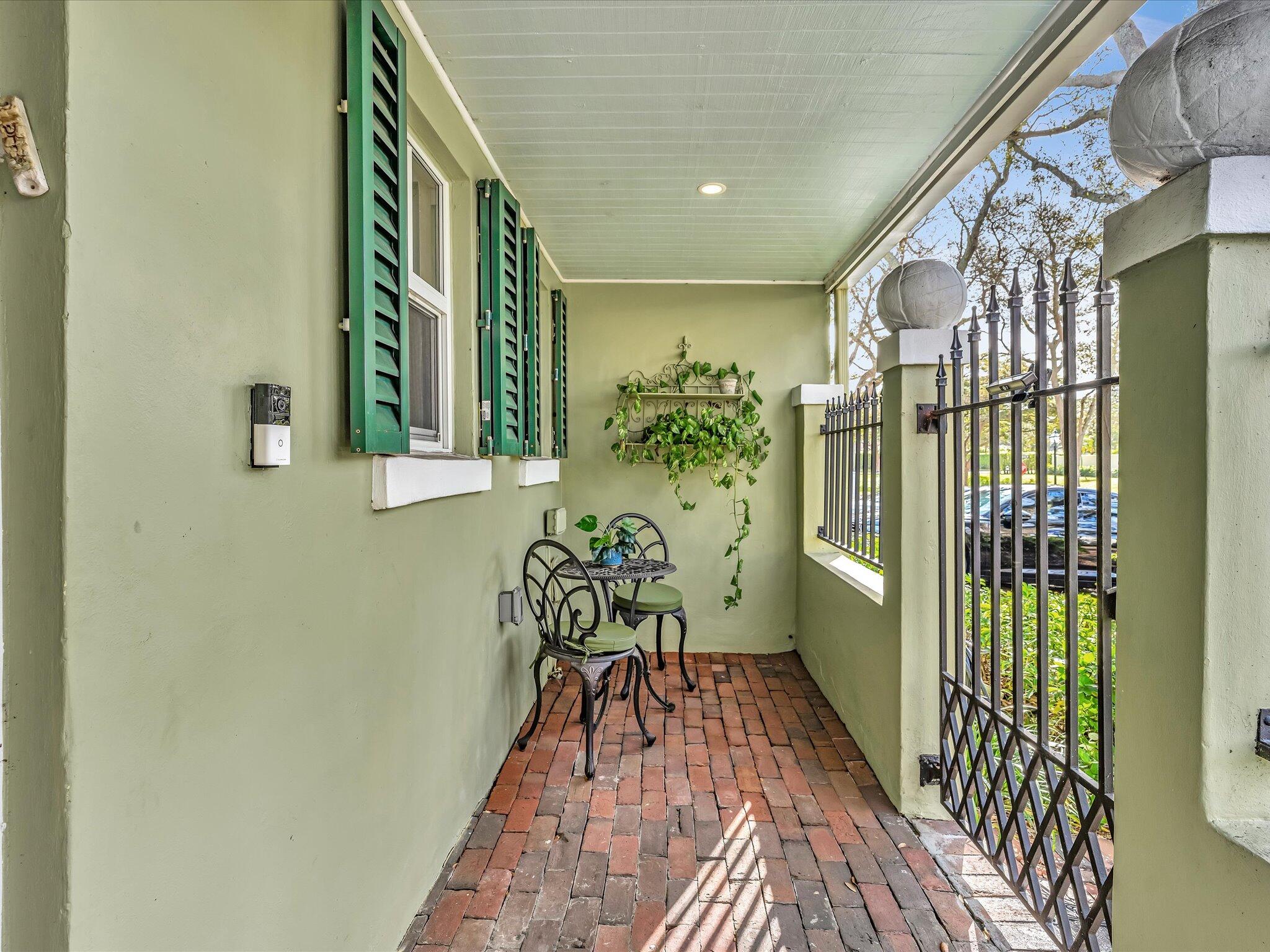 5883 Michaux, Boca Raton FL 33433