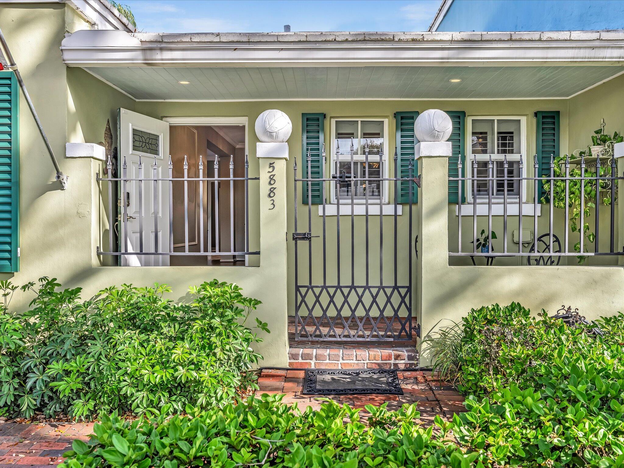 5883 Michaux, Boca Raton FL 33433