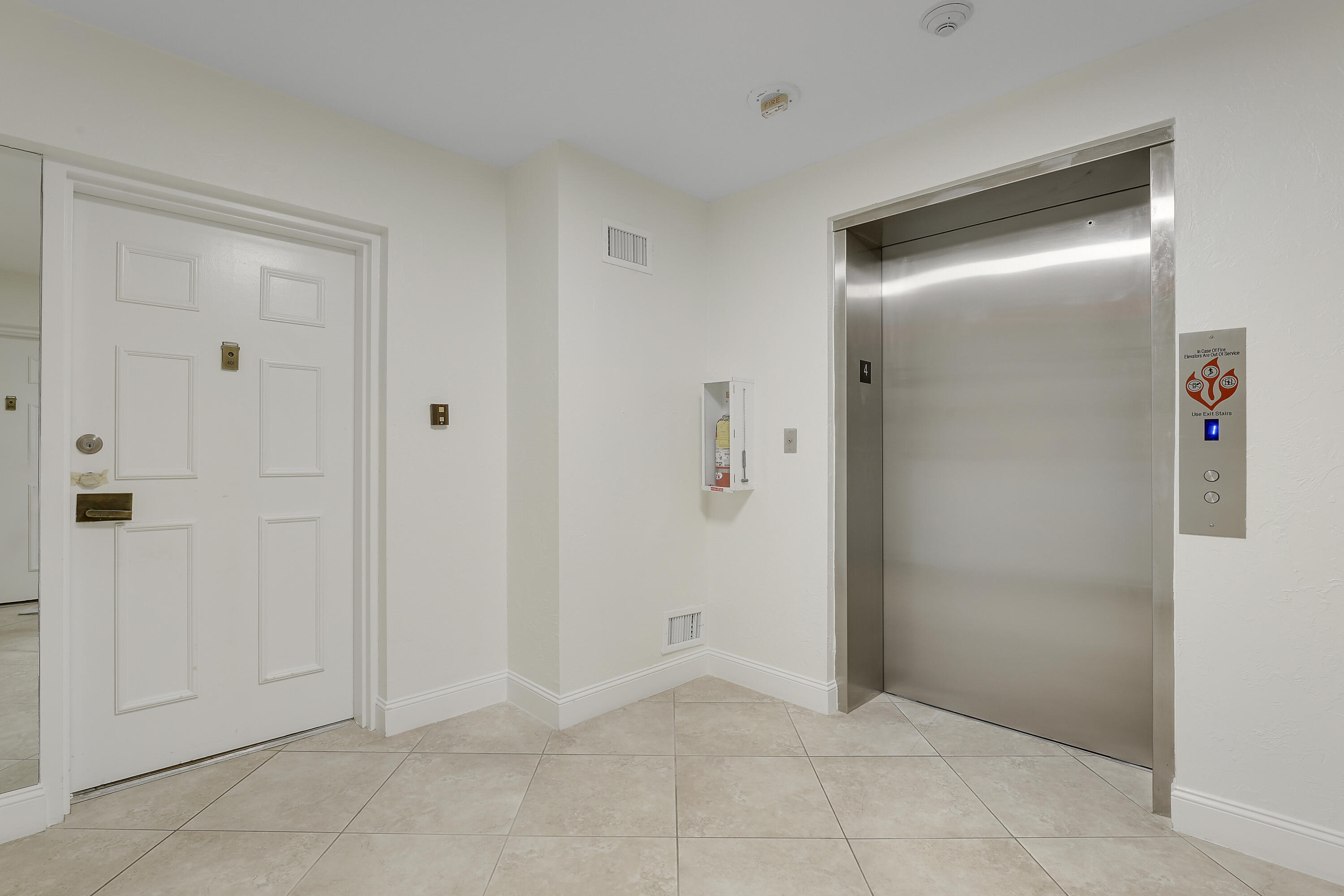 7233 Promenade #401 A, Boca Raton FL 33433