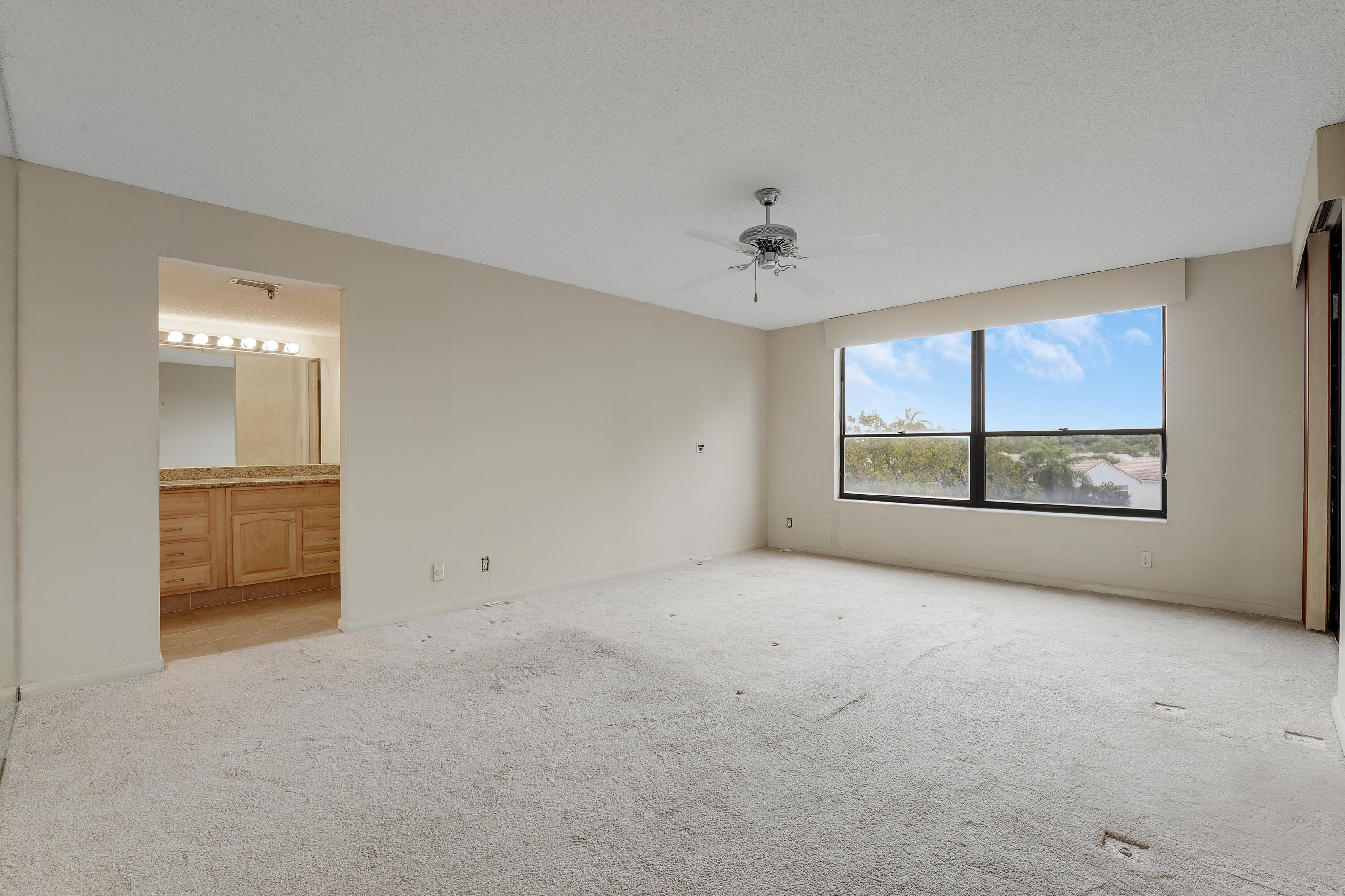 7233 Promenade #401 A, Boca Raton FL 33433