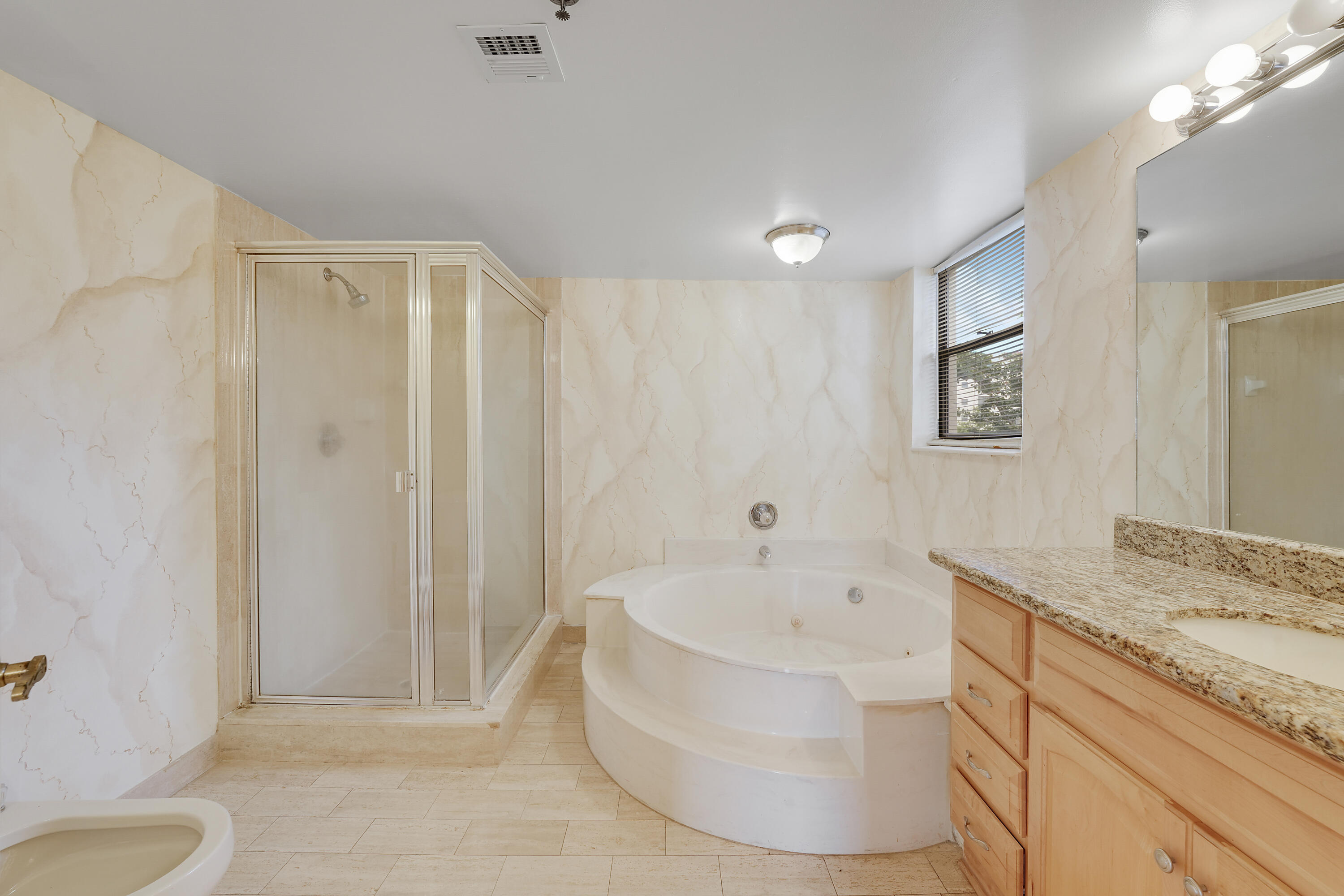 7233 Promenade #401 A, Boca Raton FL 33433