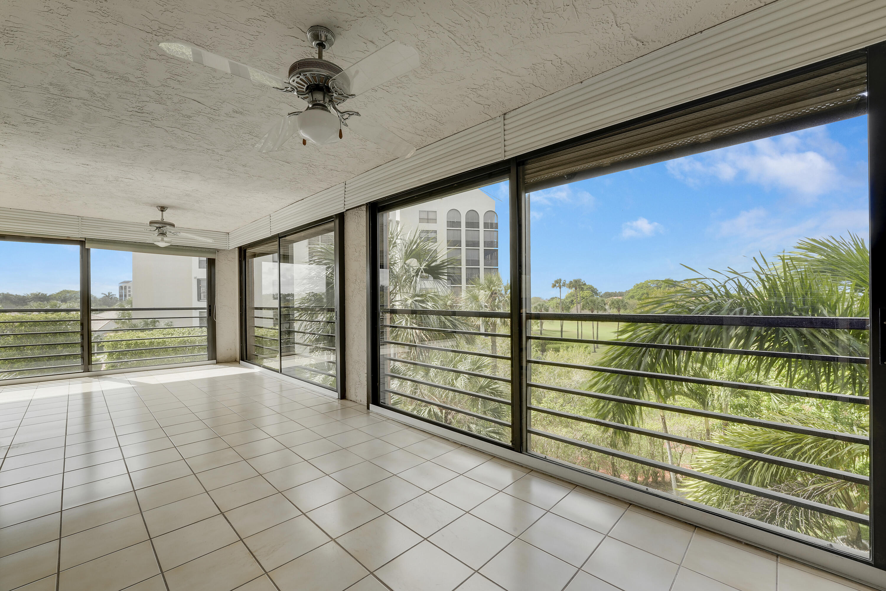 7233 Promenade #401 A, Boca Raton FL 33433