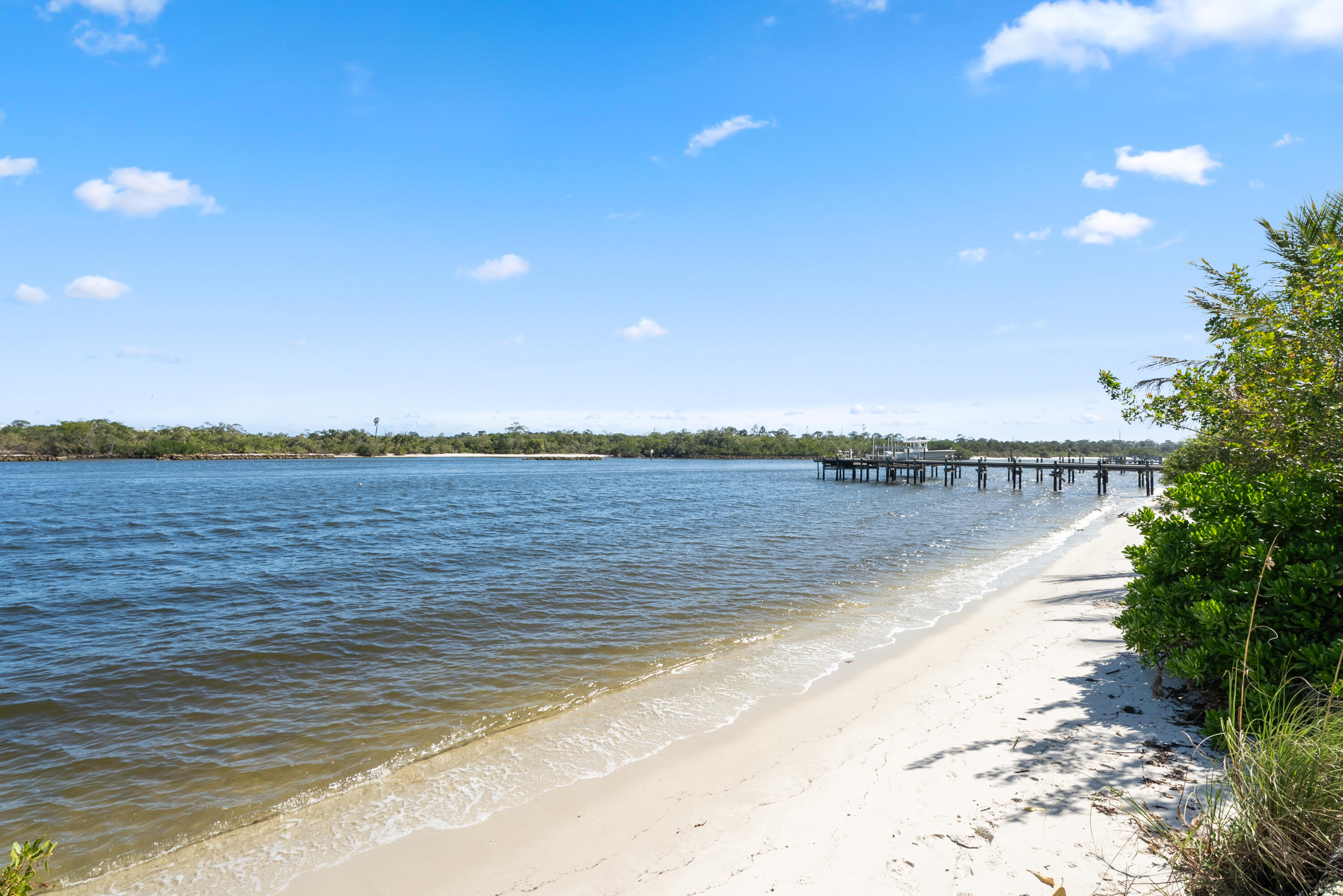 3660 Northwind Ct, Jupiter FL 33477