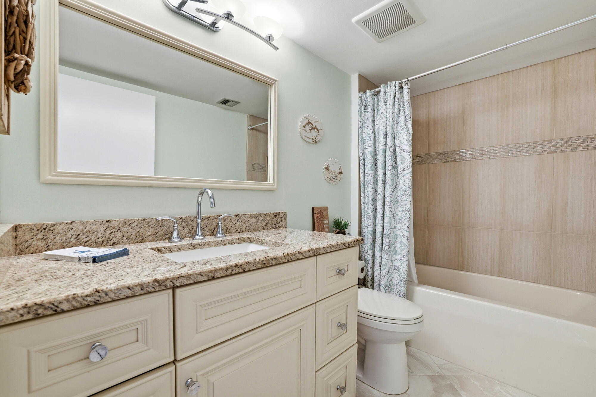 401 Ocean Bluffs #104, Jupiter FL 33477