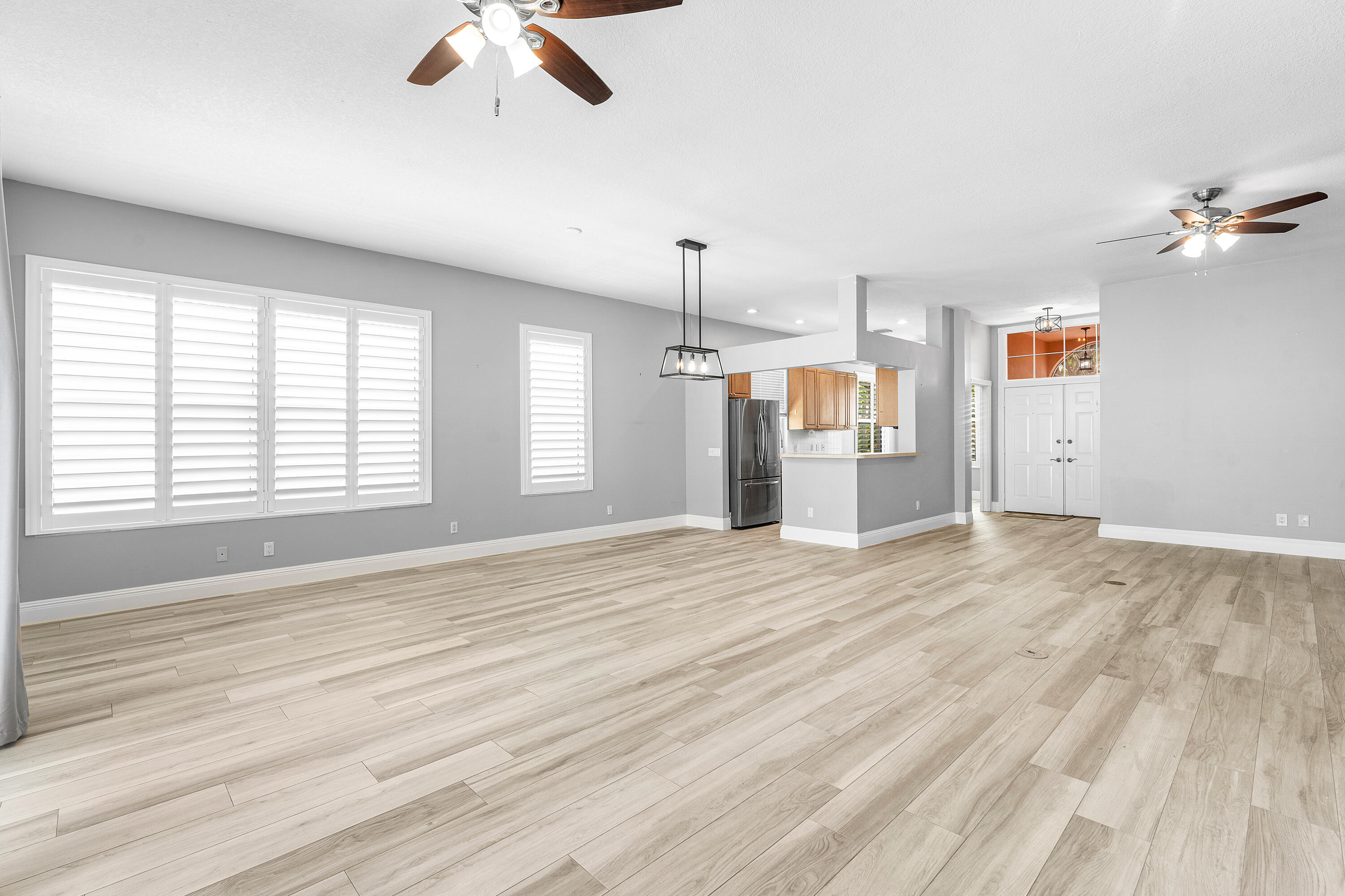 132 E Hampton, Jupiter FL 33458