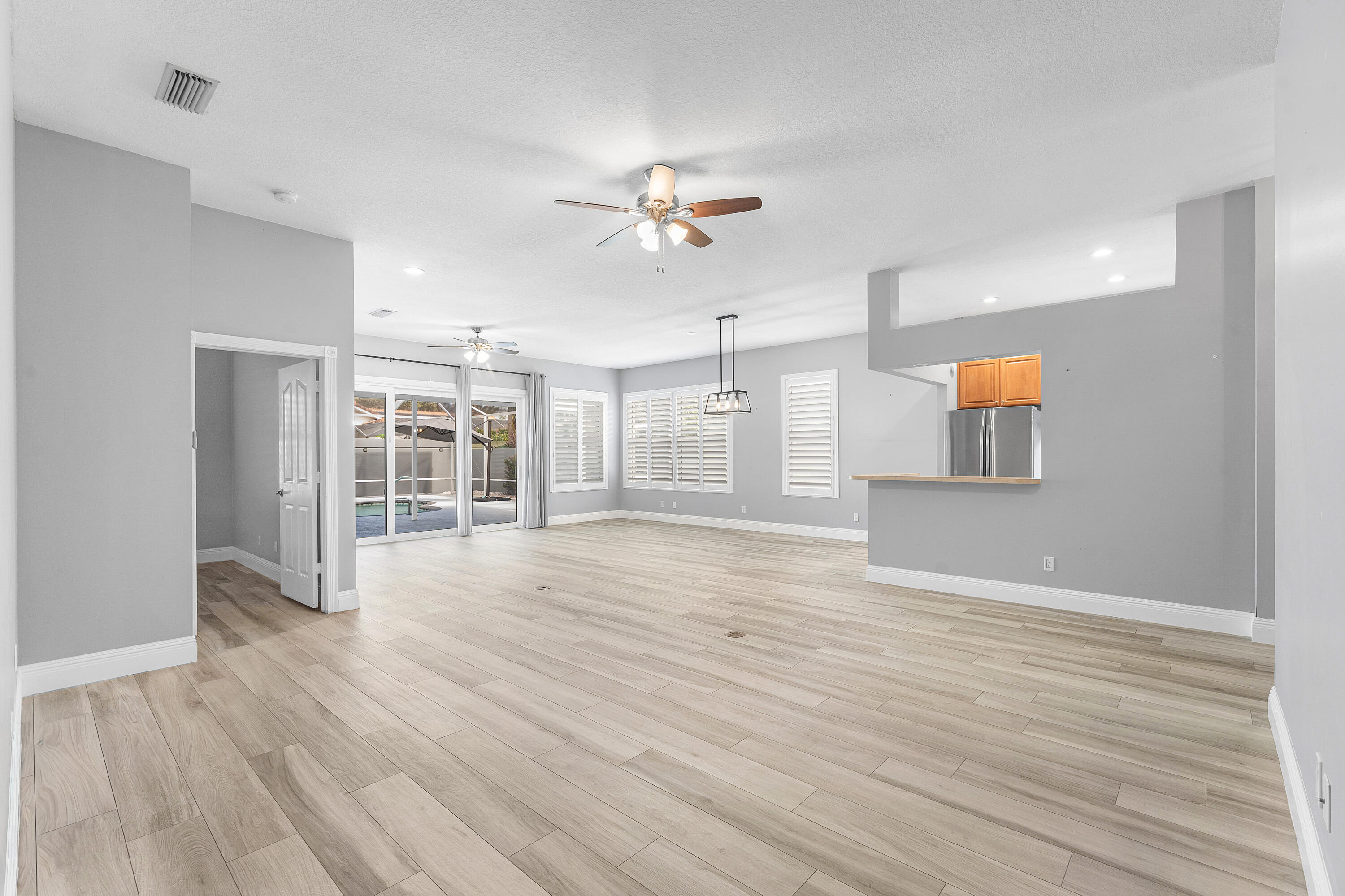 132 E Hampton, Jupiter FL 33458