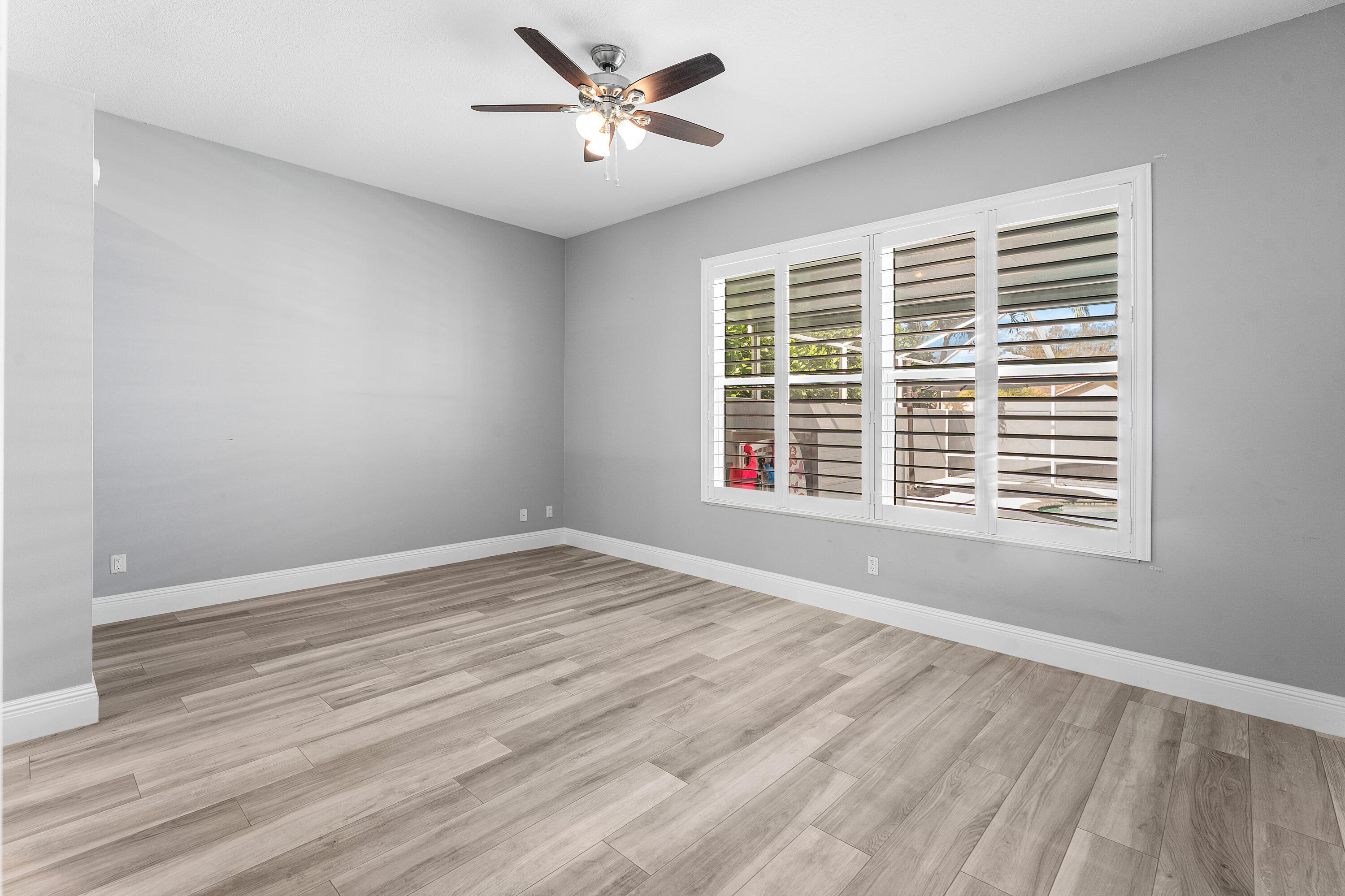 132 E Hampton, Jupiter FL 33458