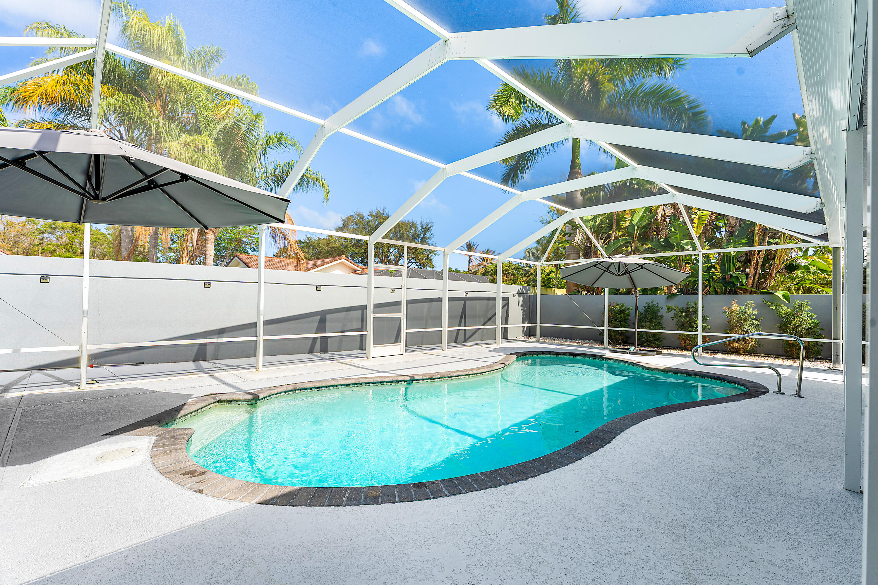 132 E Hampton, Jupiter FL 33458