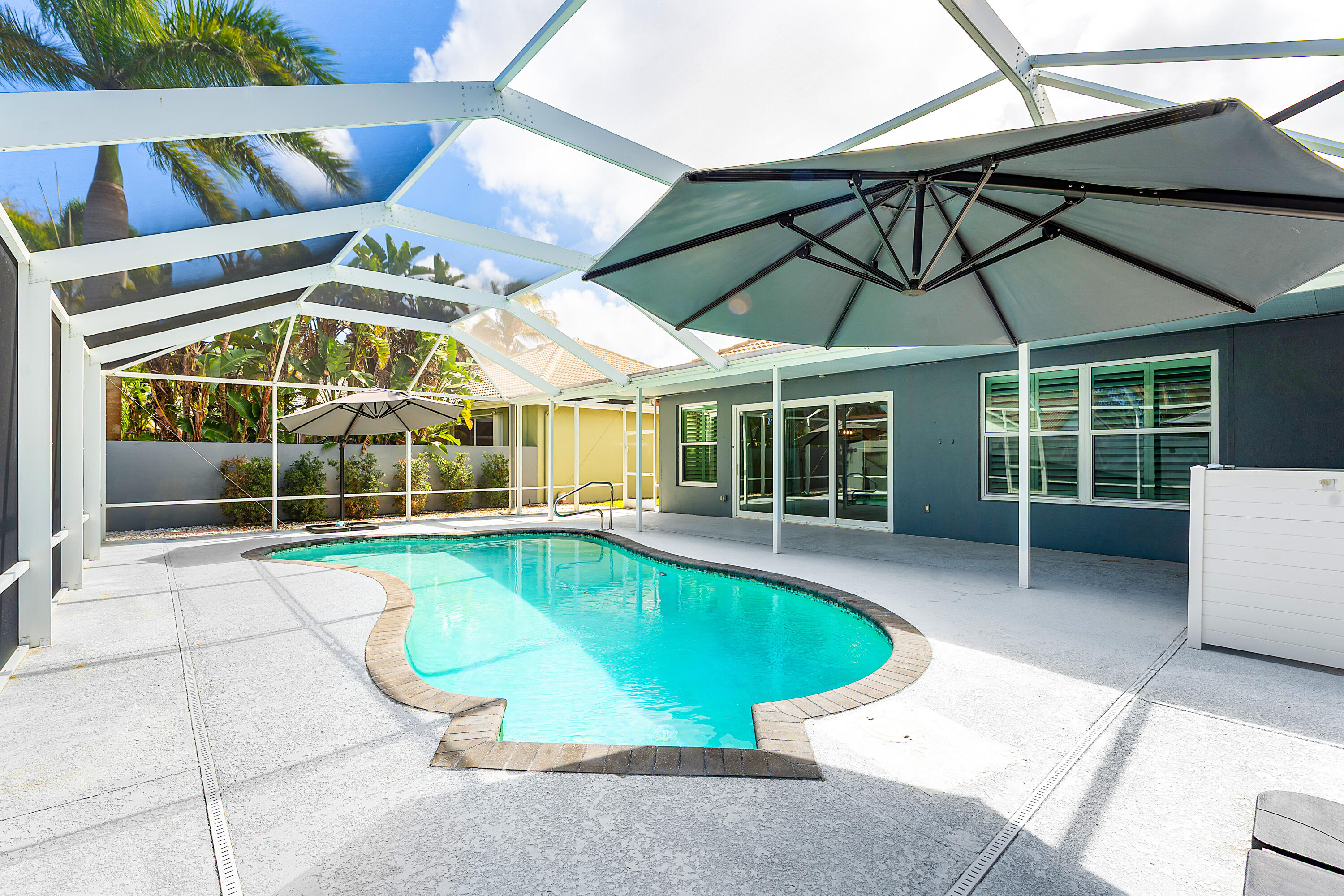 132 E Hampton, Jupiter FL 33458