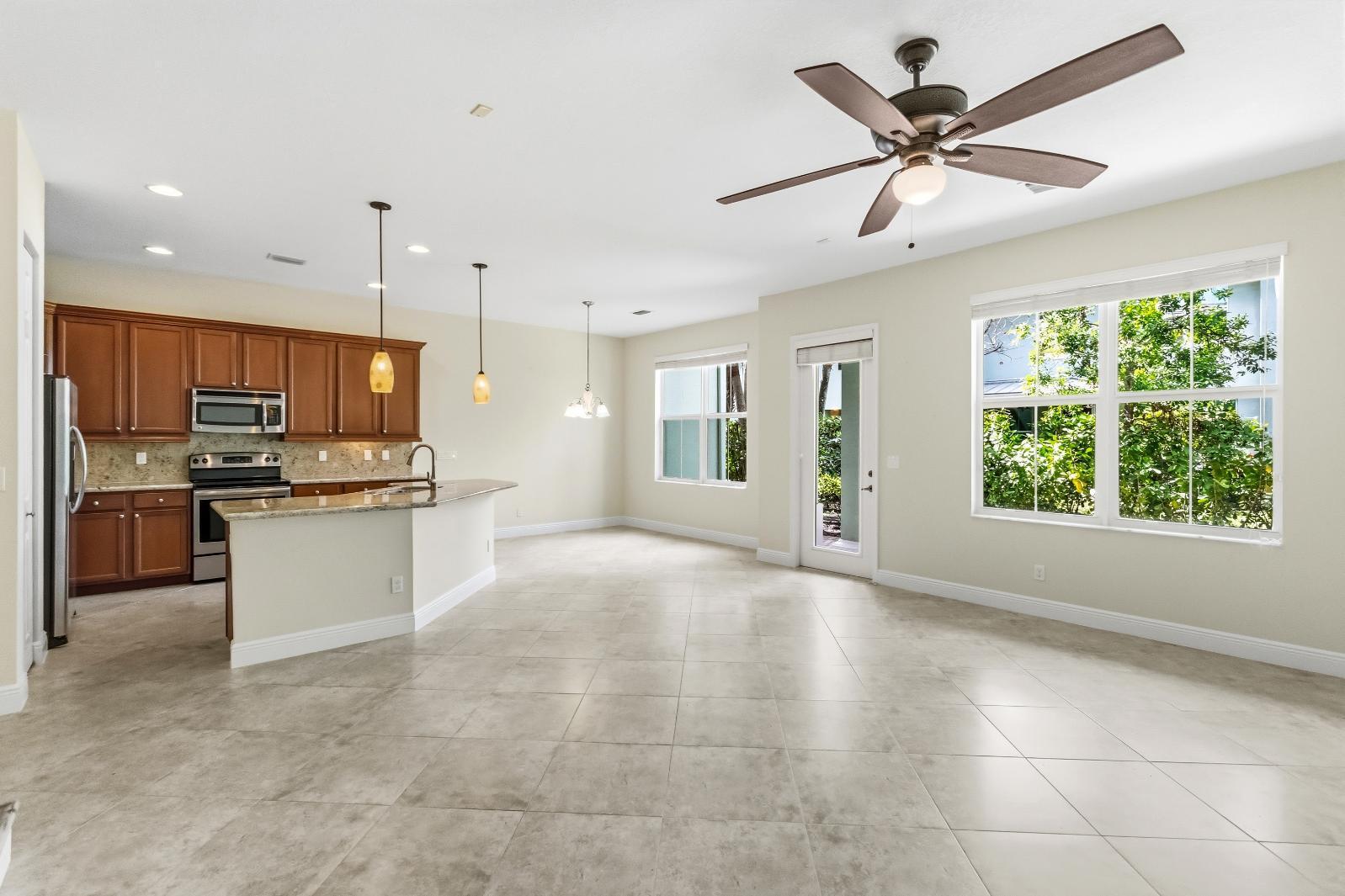 3017 Princeton, Palm Beach Gardens FL 33418