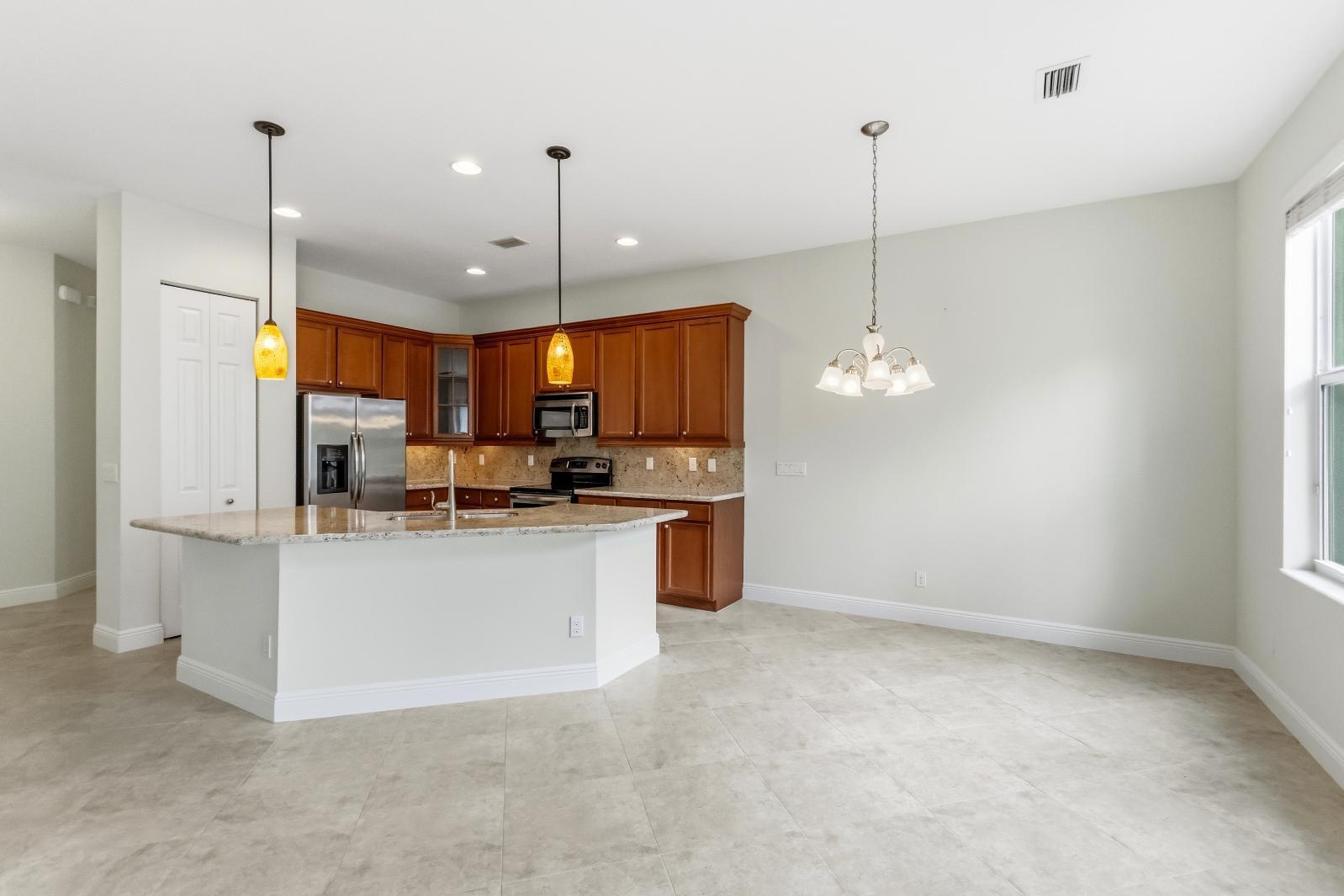 3017 Princeton, Palm Beach Gardens FL 33418