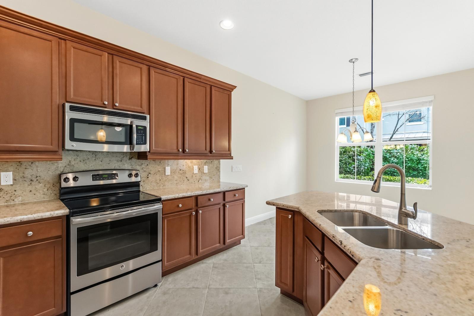 3017 Princeton, Palm Beach Gardens FL 33418