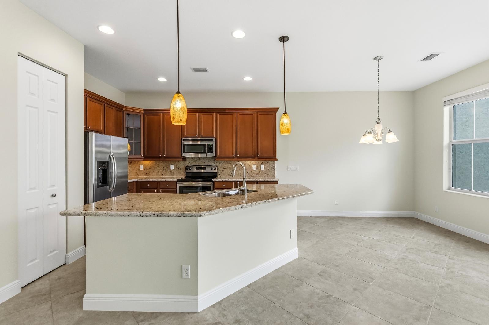 3017 Princeton, Palm Beach Gardens FL 33418