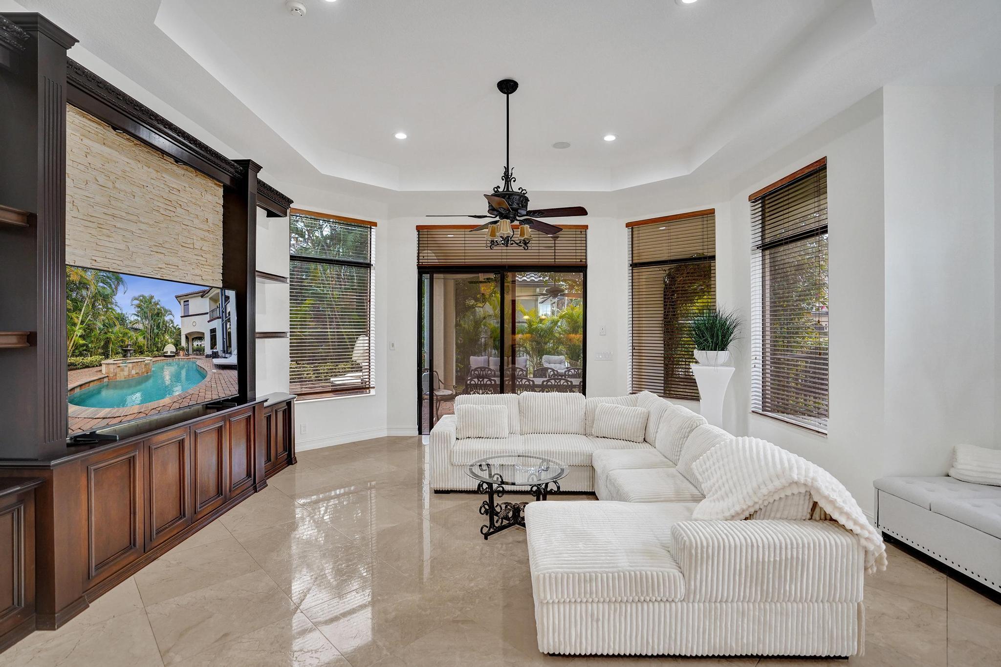 17682 Middlebrook, Boca Raton FL 33496