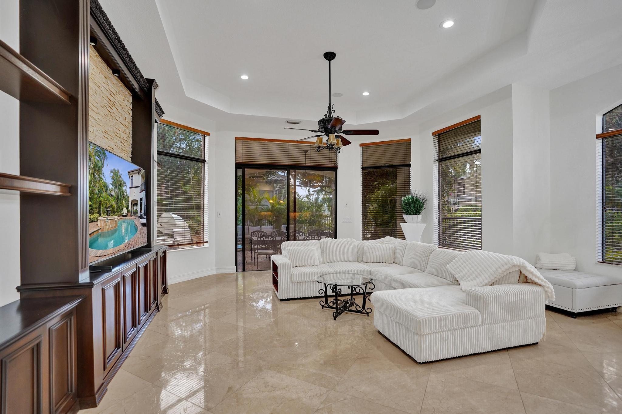 17682 Middlebrook, Boca Raton FL 33496