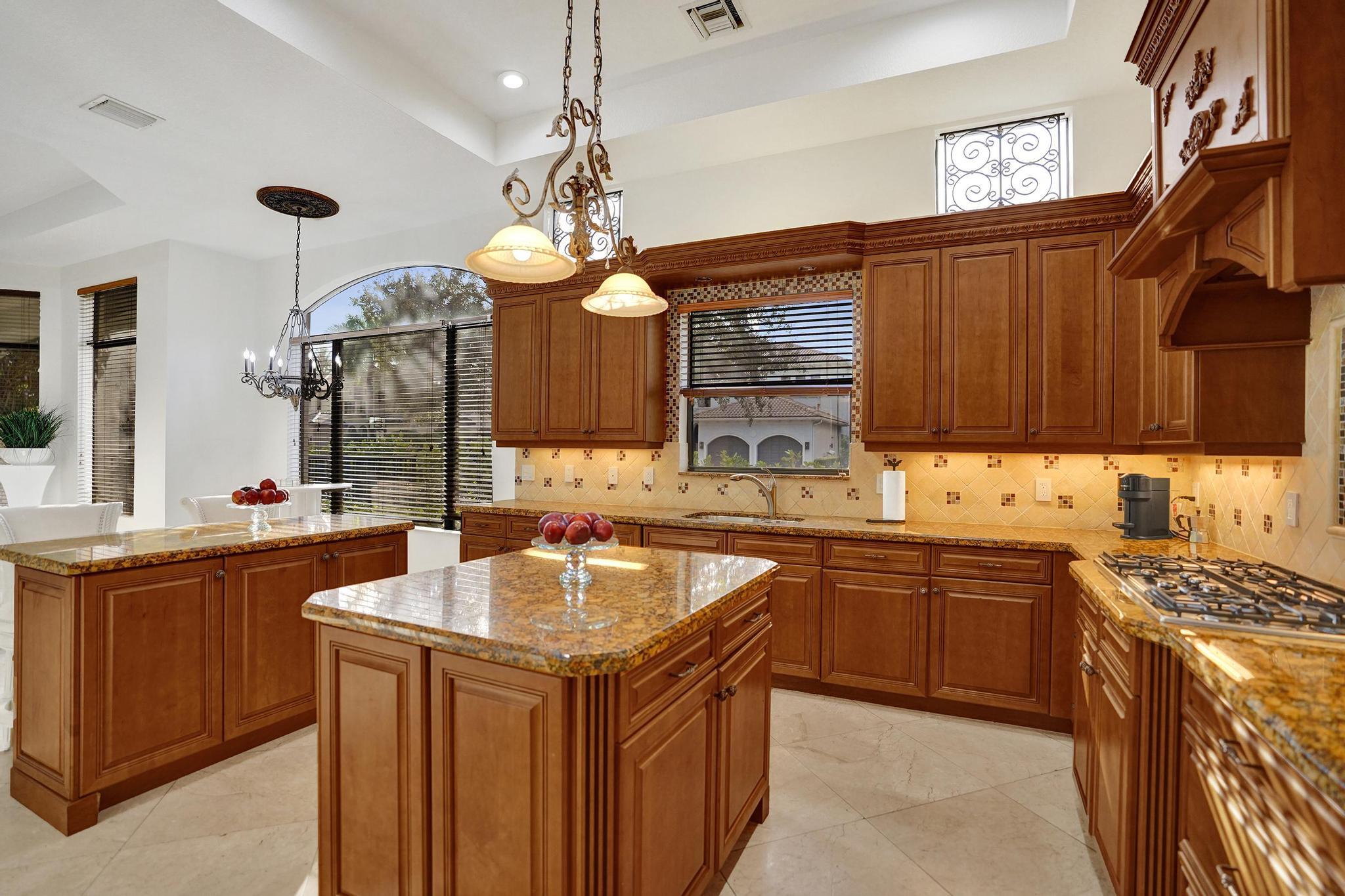 17682 Middlebrook, Boca Raton FL 33496