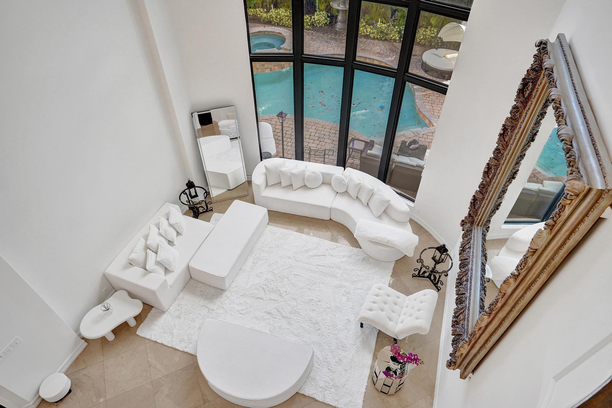 17682 Middlebrook, Boca Raton FL 33496
