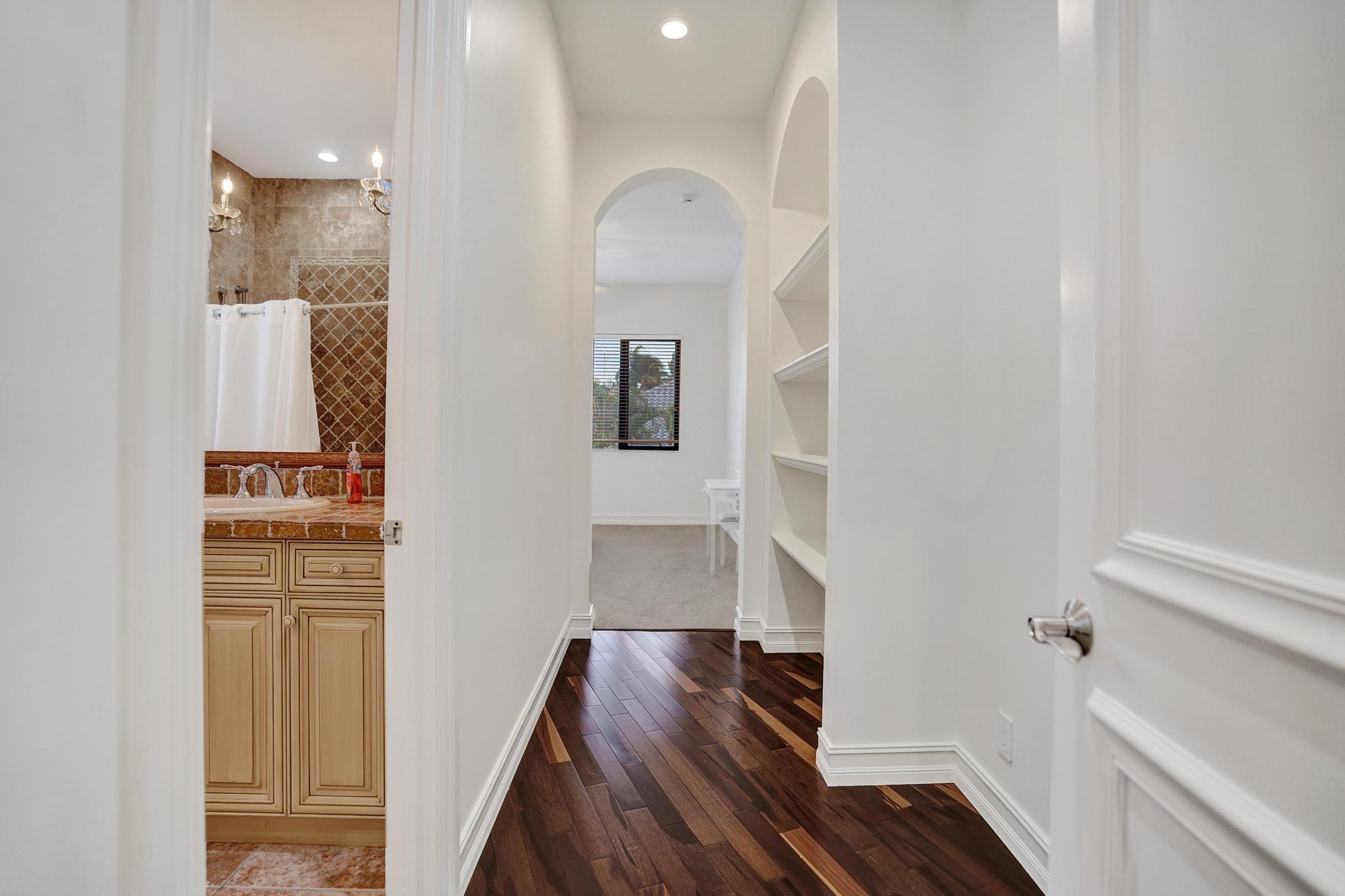 17682 Middlebrook, Boca Raton FL 33496