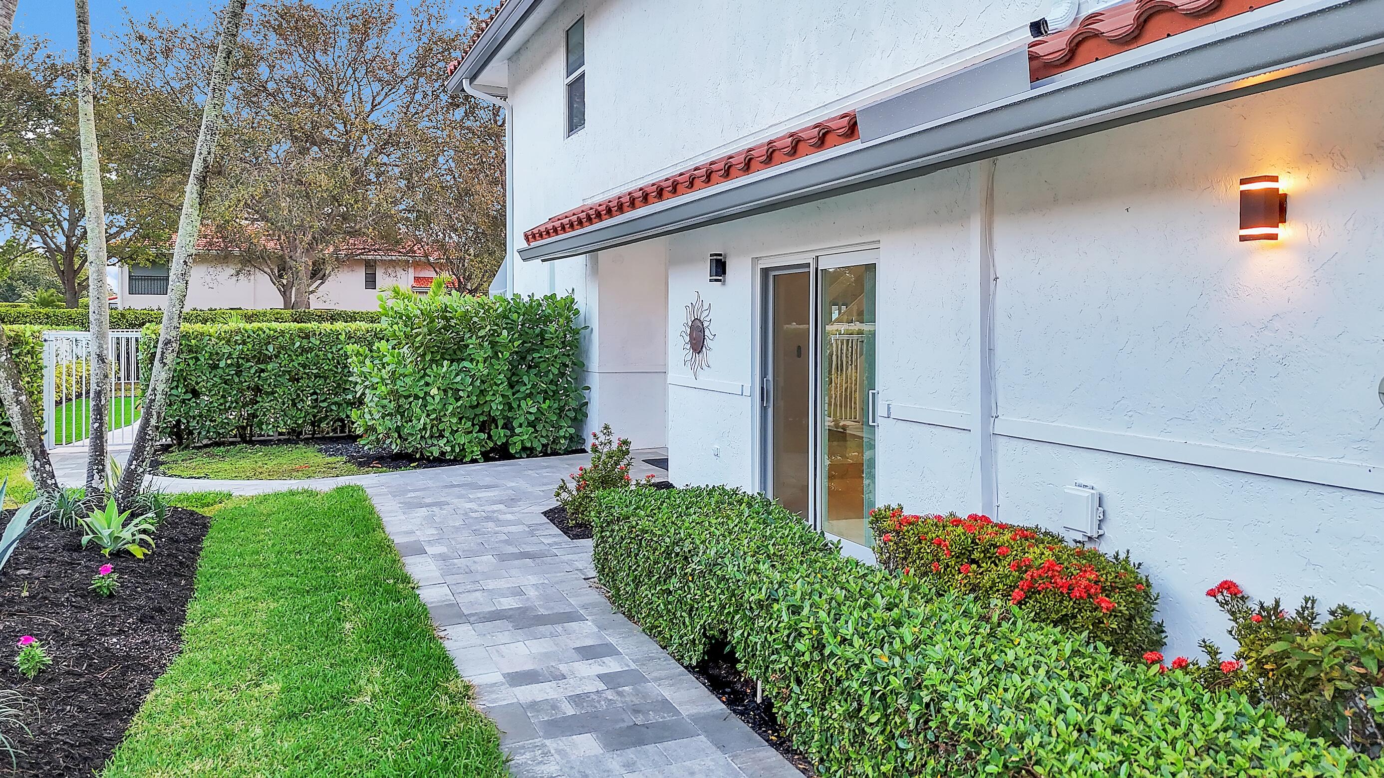 8608 Via Giula, Boca Raton FL 33496