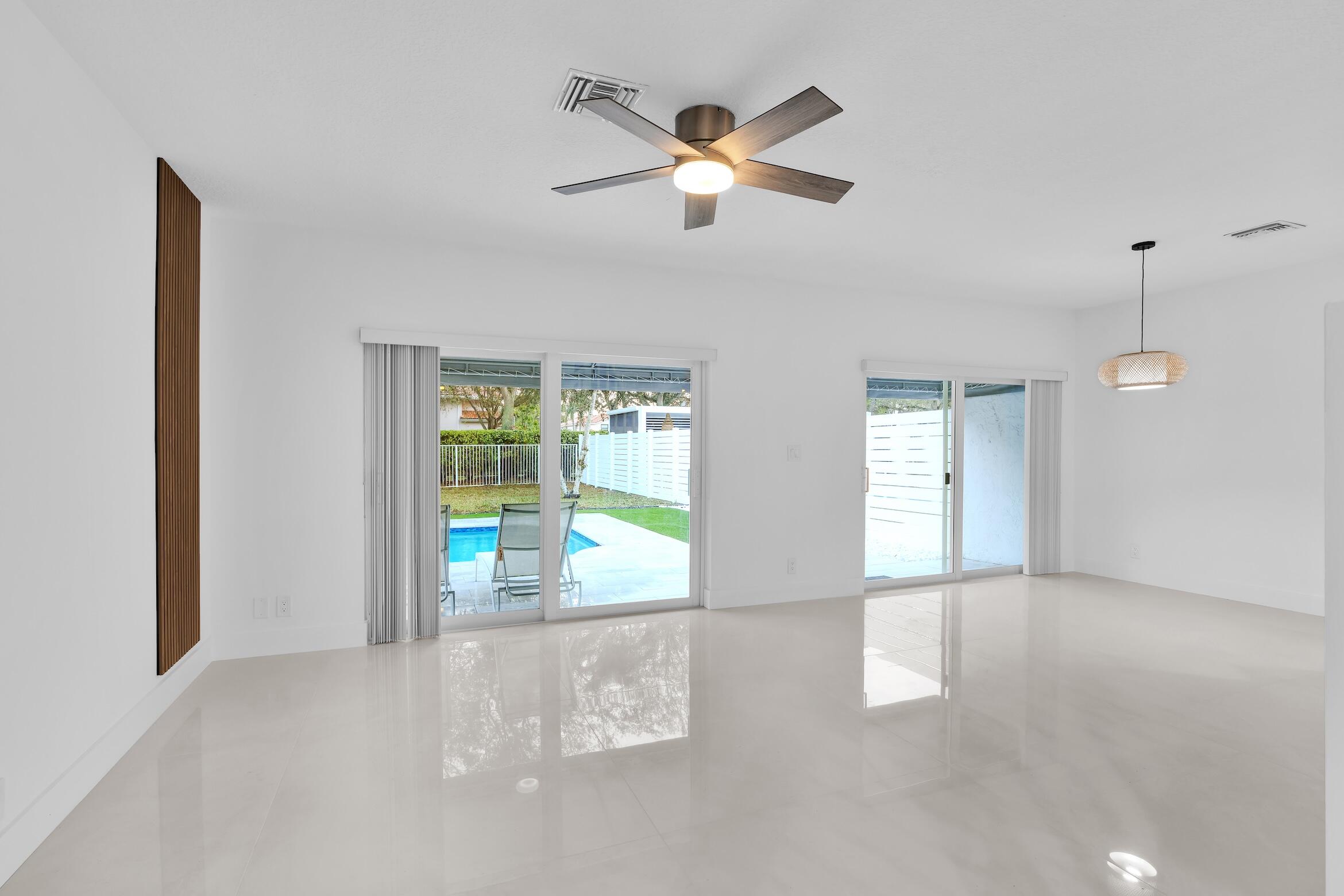 8608 Via Giula, Boca Raton FL 33496