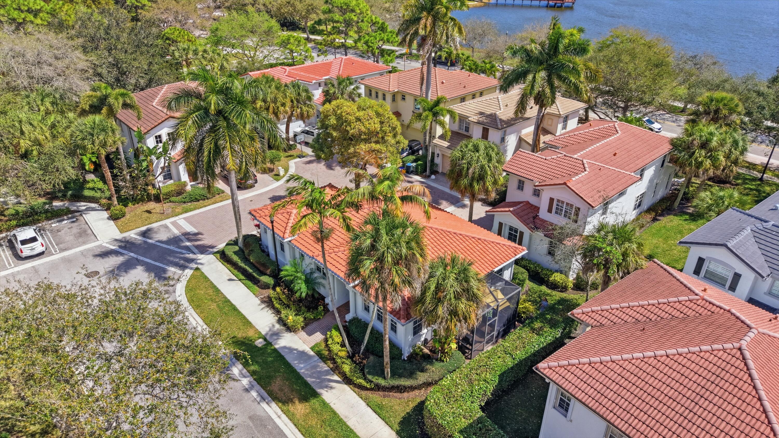 554 Tomahawk, Palm Beach Gardens FL 33410