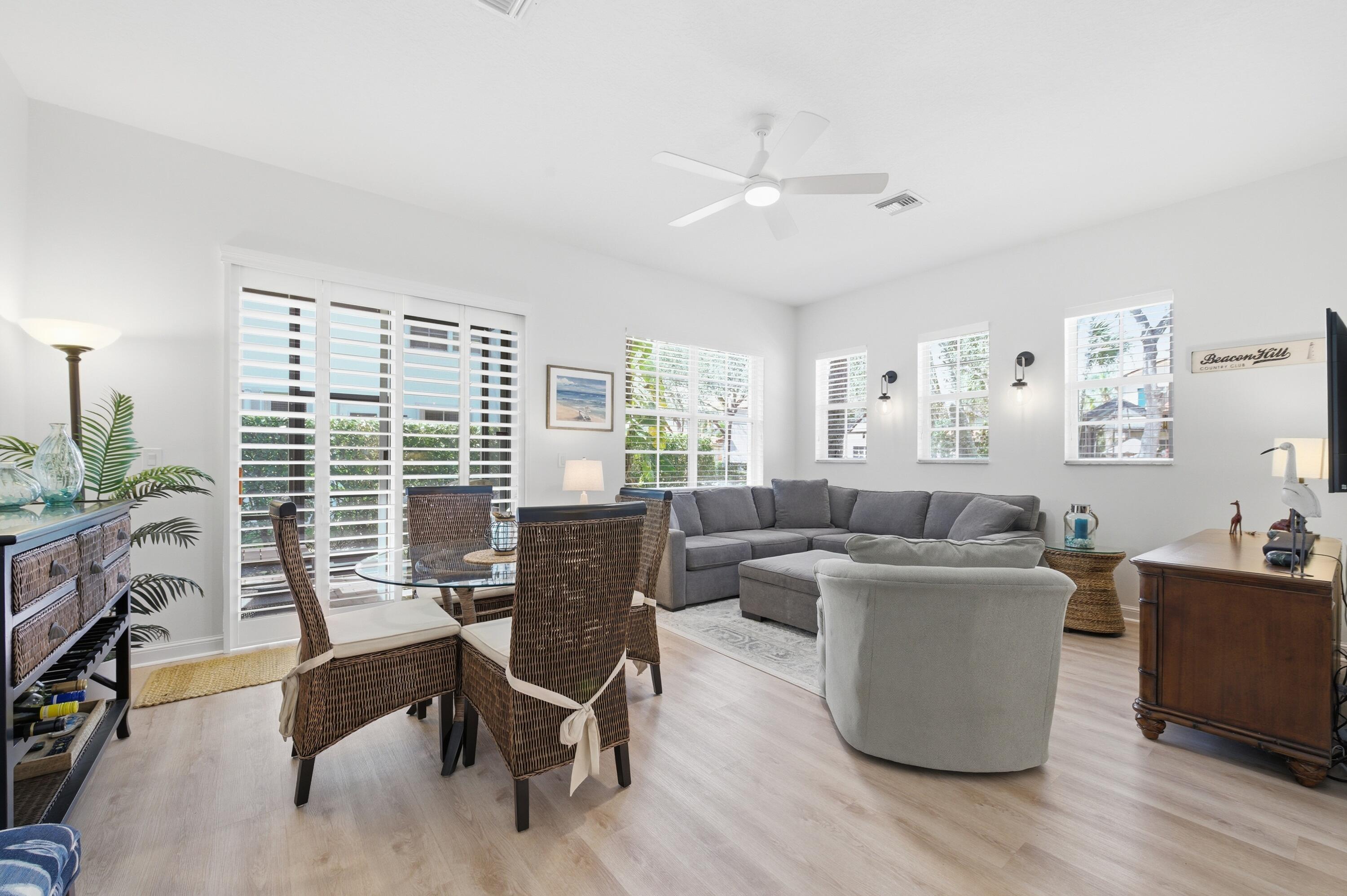 554 Tomahawk, Palm Beach Gardens FL 33410