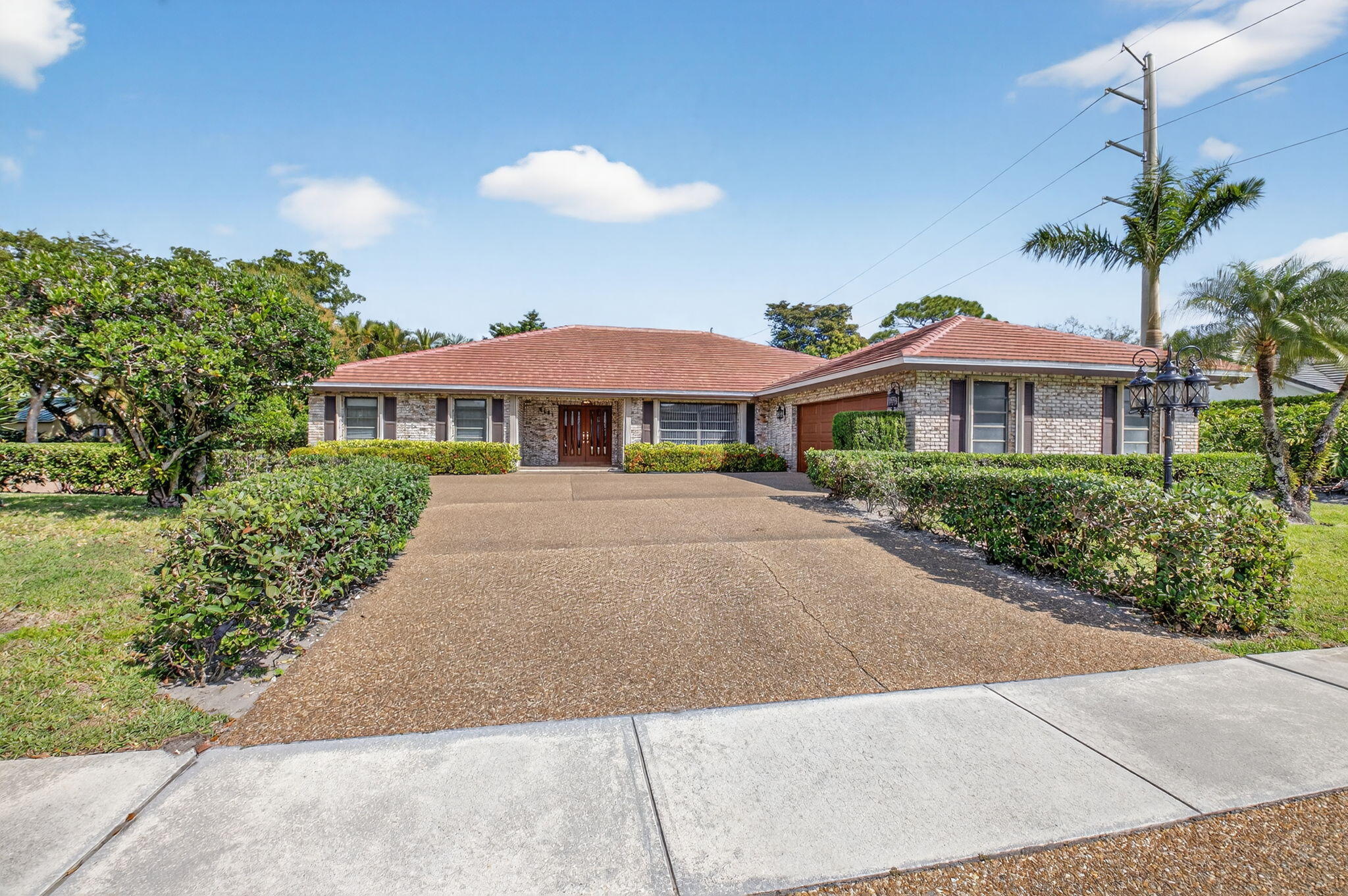 2101 NW 25th, Boca Raton FL 33431