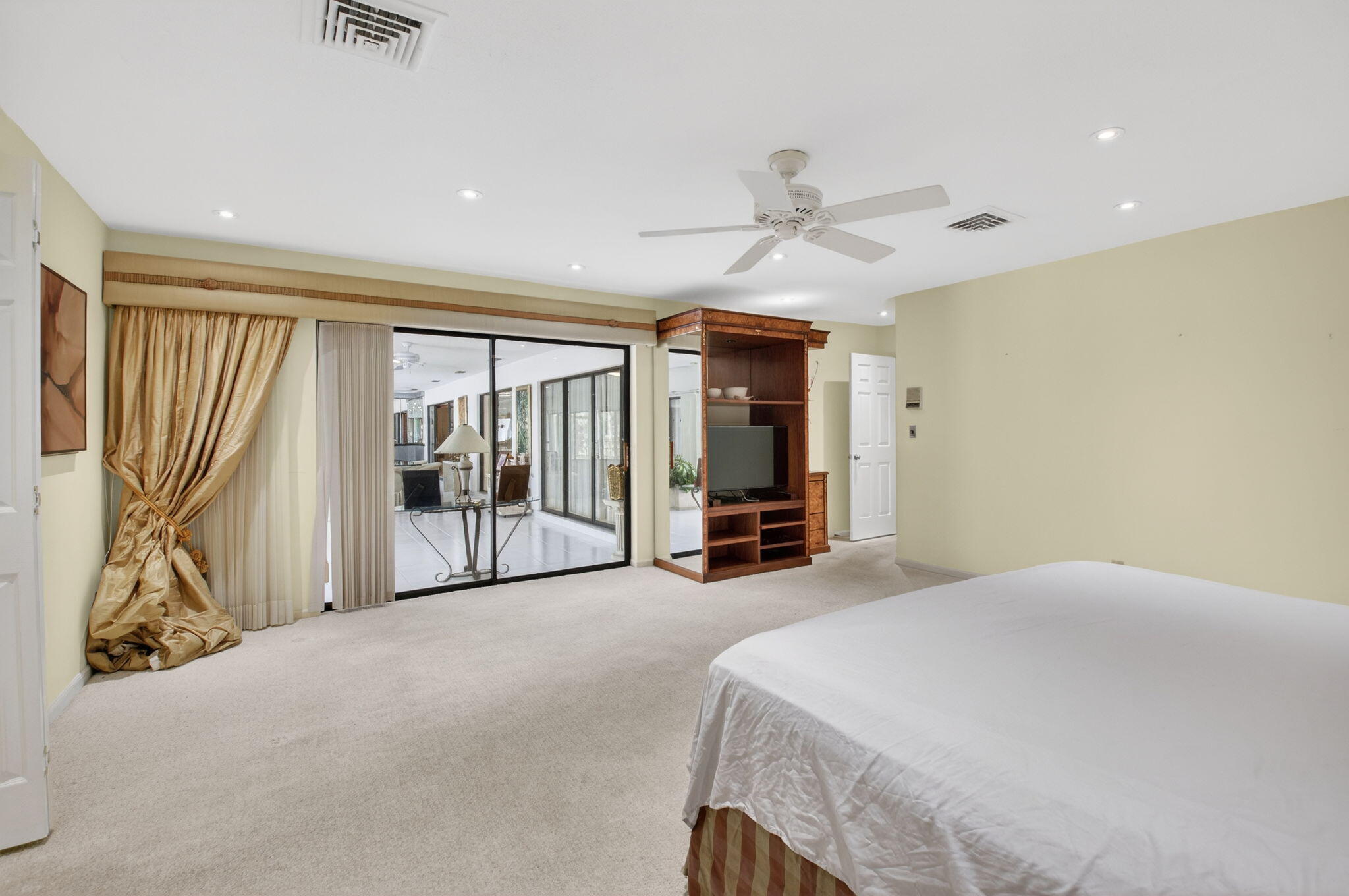 2101 NW 25th, Boca Raton FL 33431