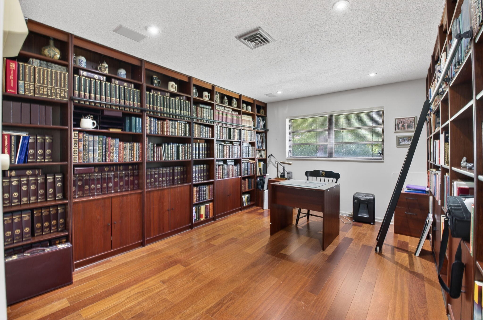 2101 NW 25th, Boca Raton FL 33431