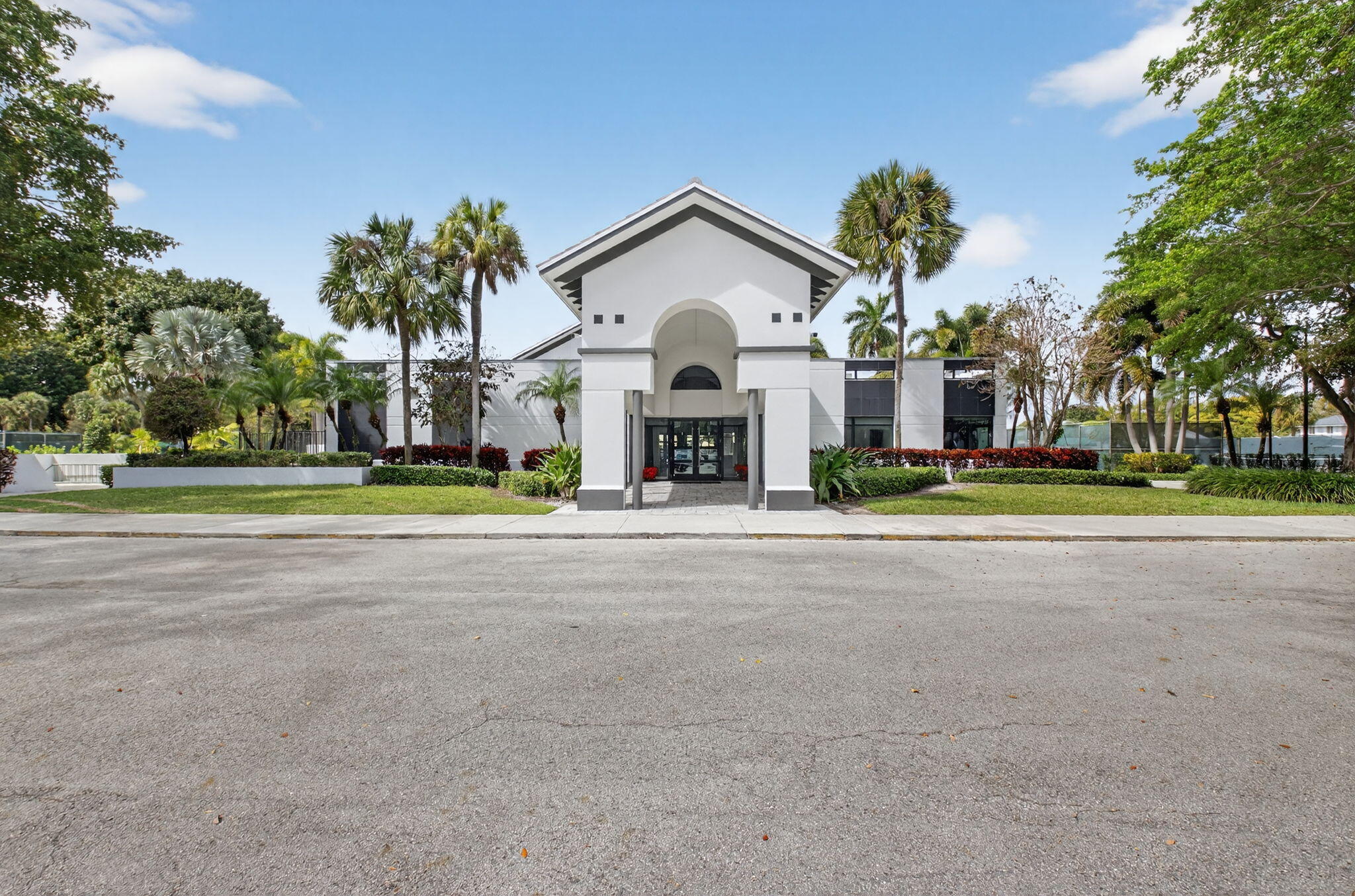 2101 NW 25th, Boca Raton FL 33431