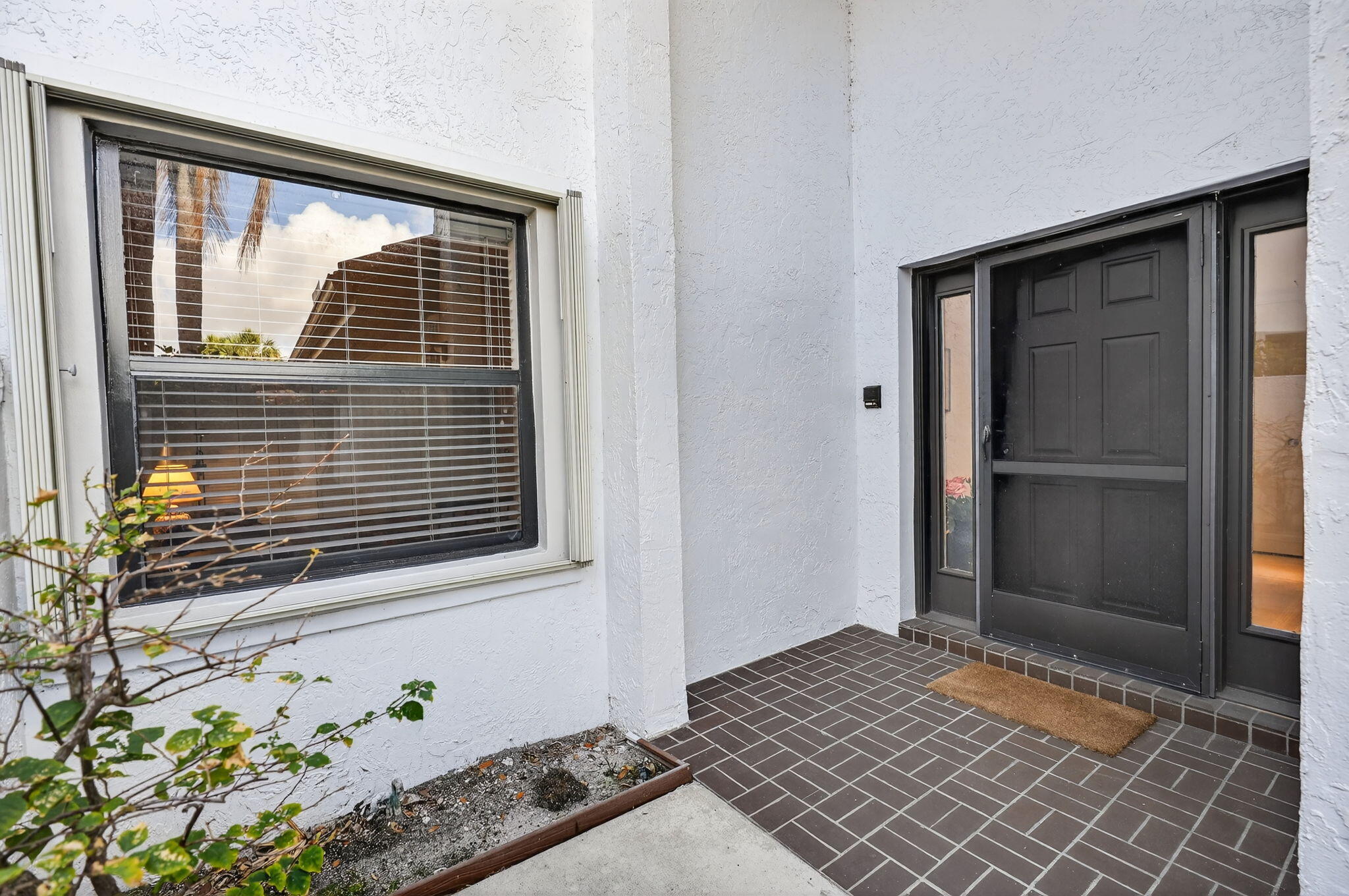 16670 Traders #110, Jupiter FL 33477